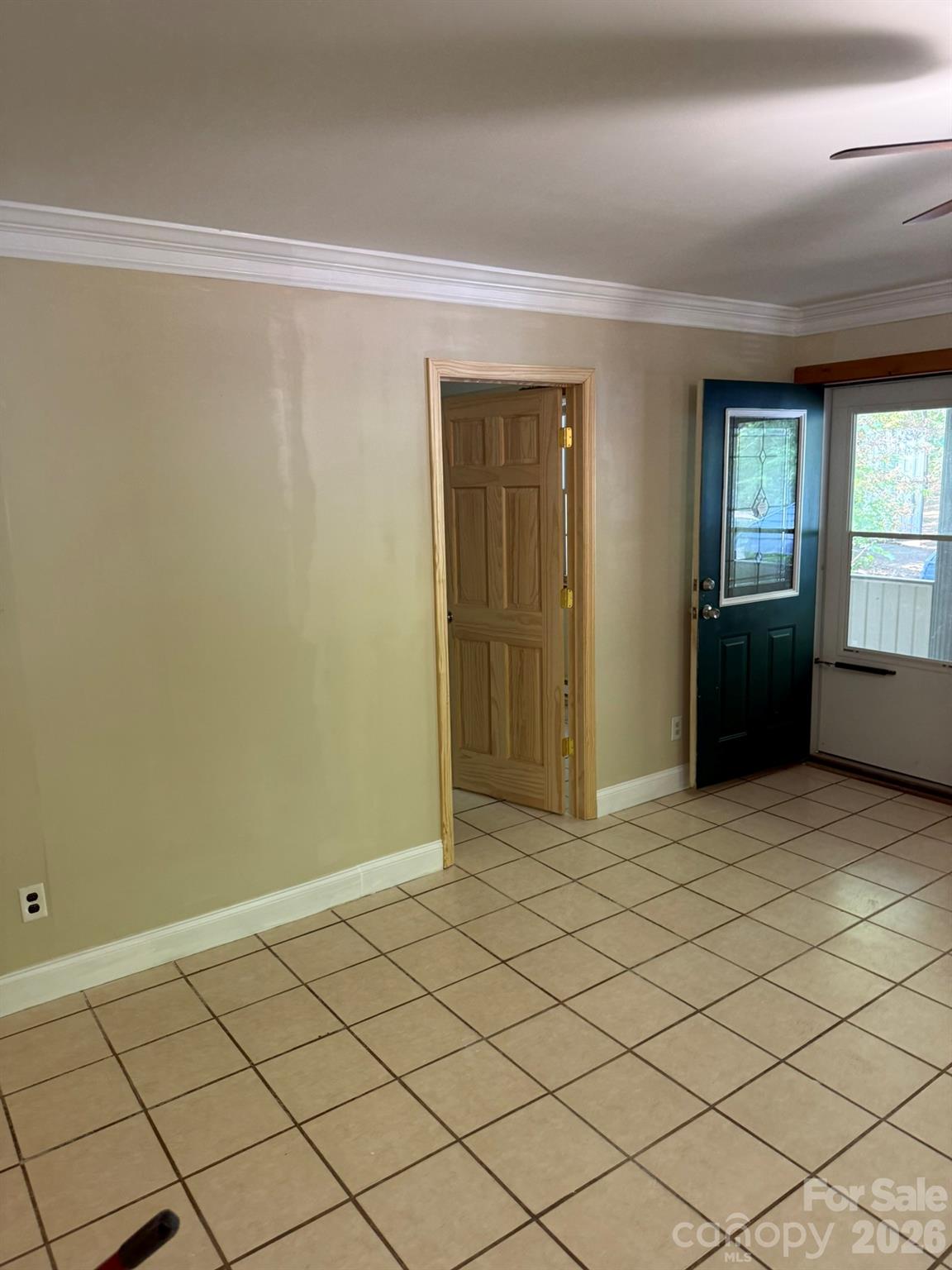 2051 Sutton Spring Road — York