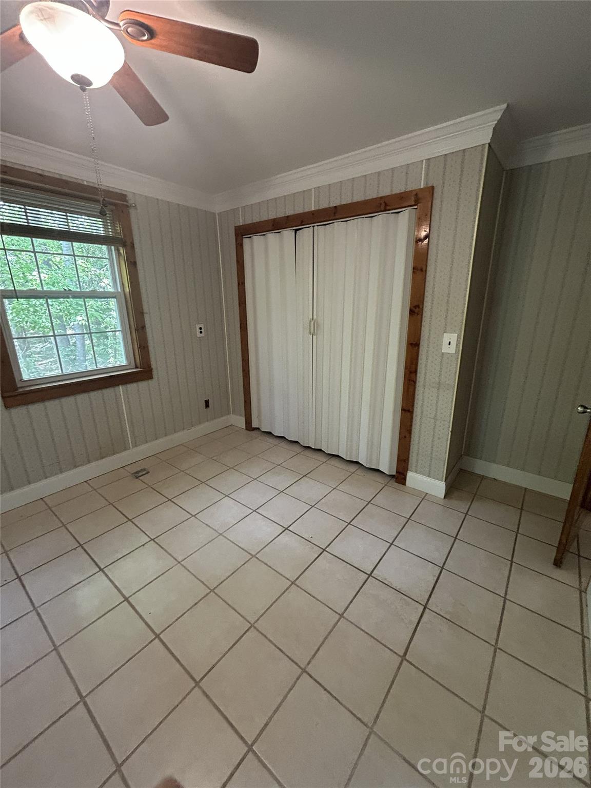 2051 Sutton Spring Road — York