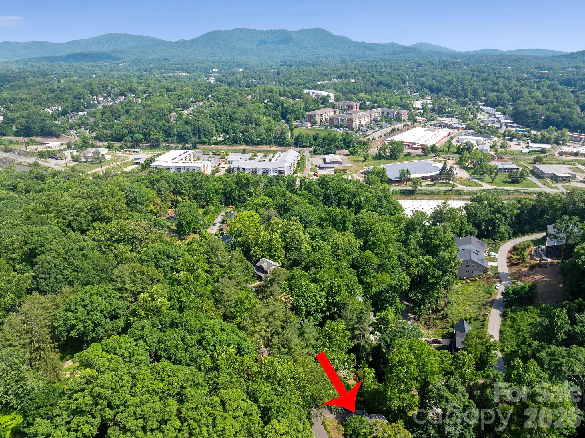 1 Pickwick Road — Asheville