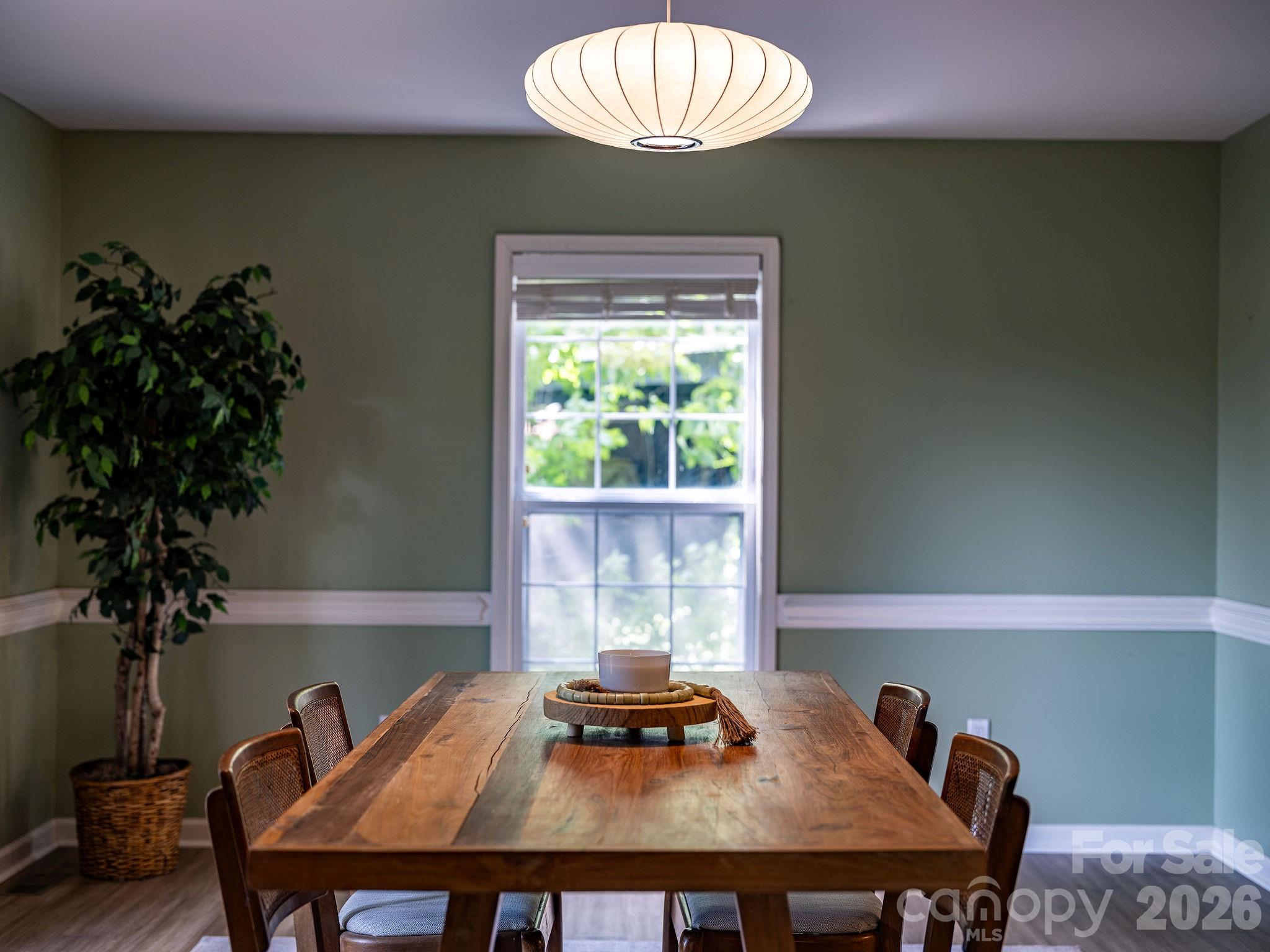 1 Pickwick Road — Asheville