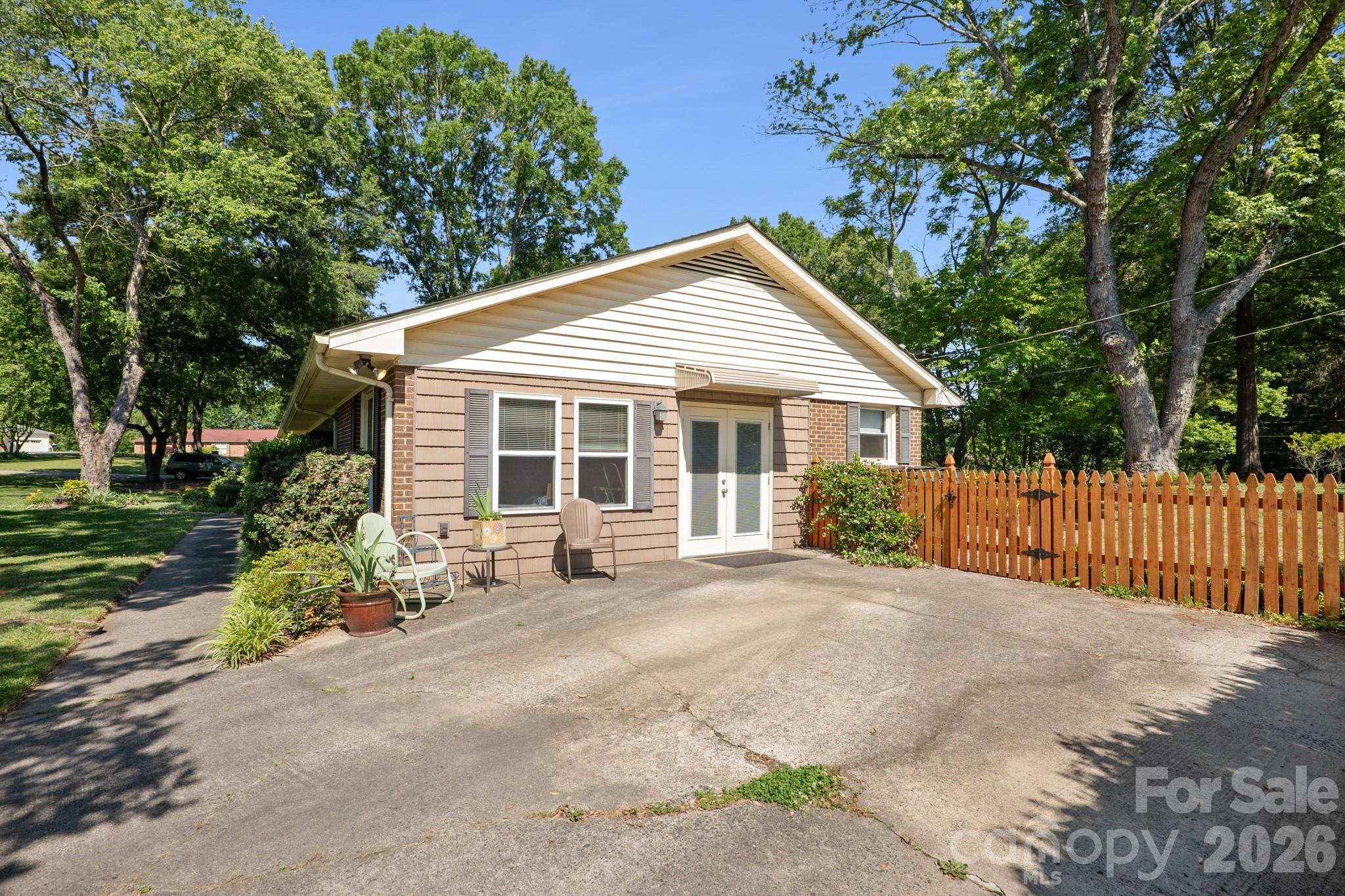 4323 Creemore Drive — Charlotte