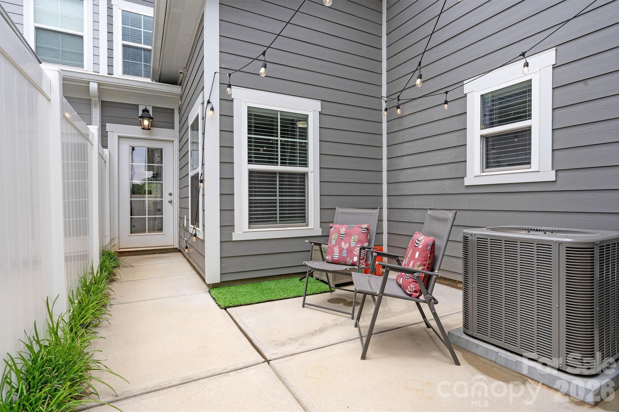 1148 Almerton Drive — Denver