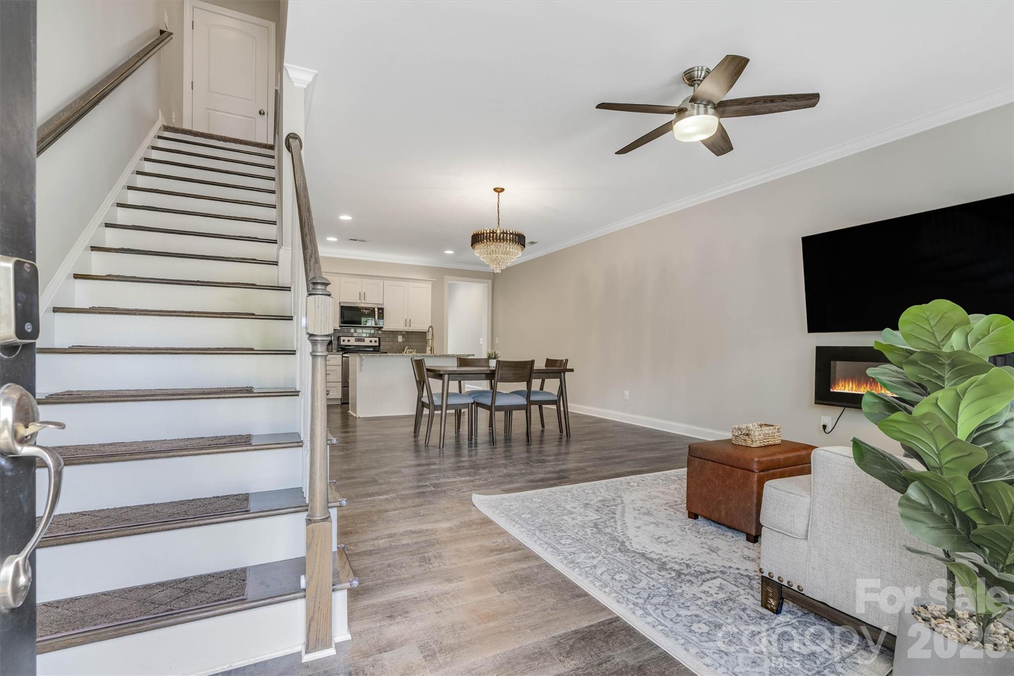 1148 Almerton Drive — Denver