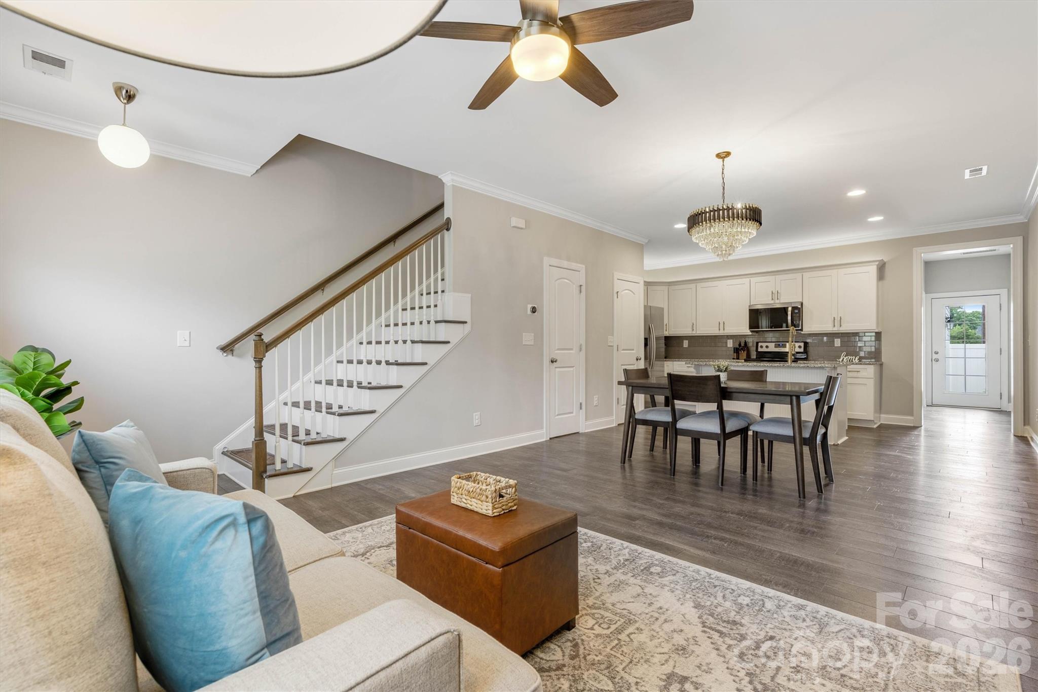 1148 Almerton Drive — Denver