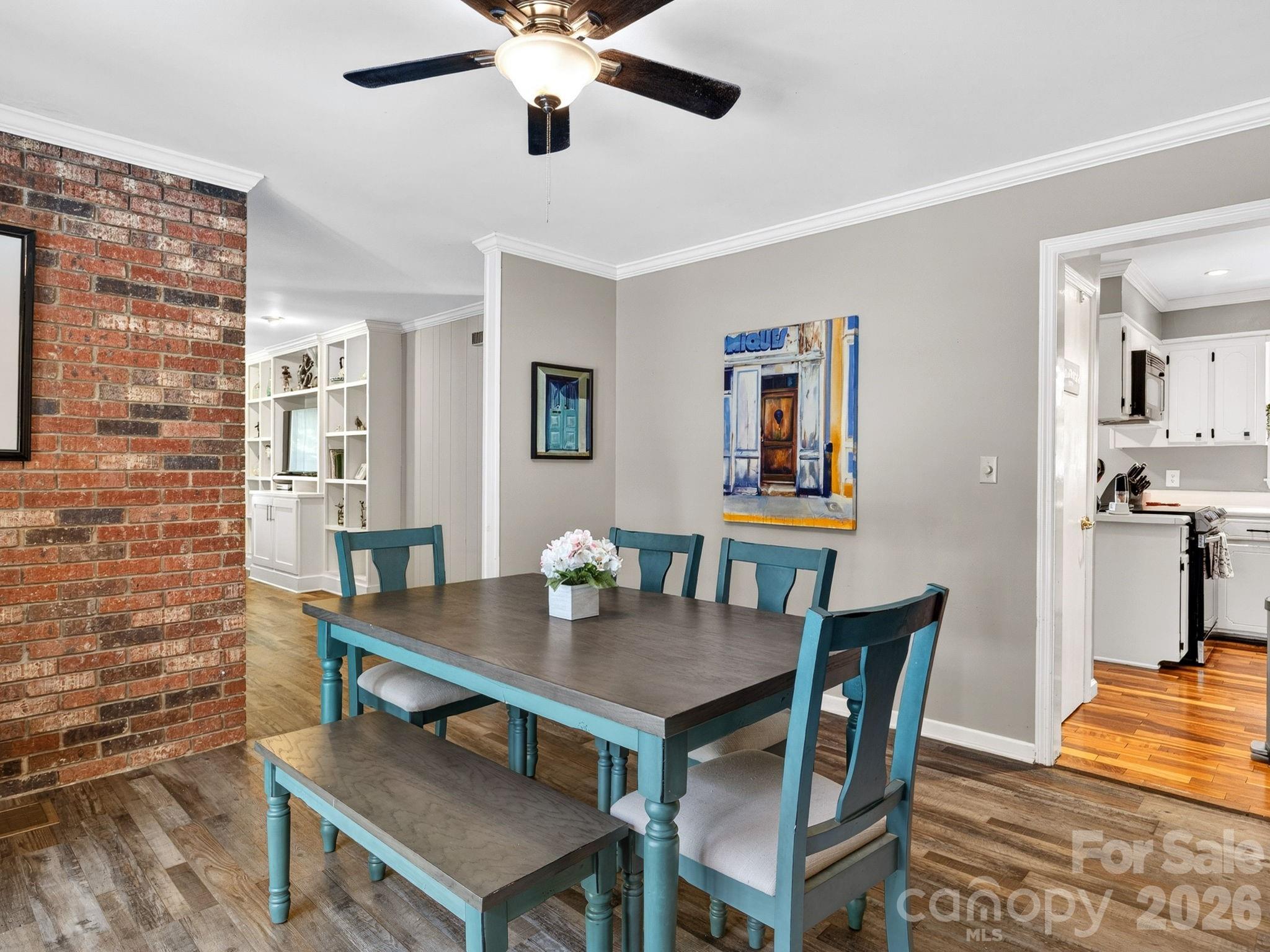707 Dogwood Trail — Tryon