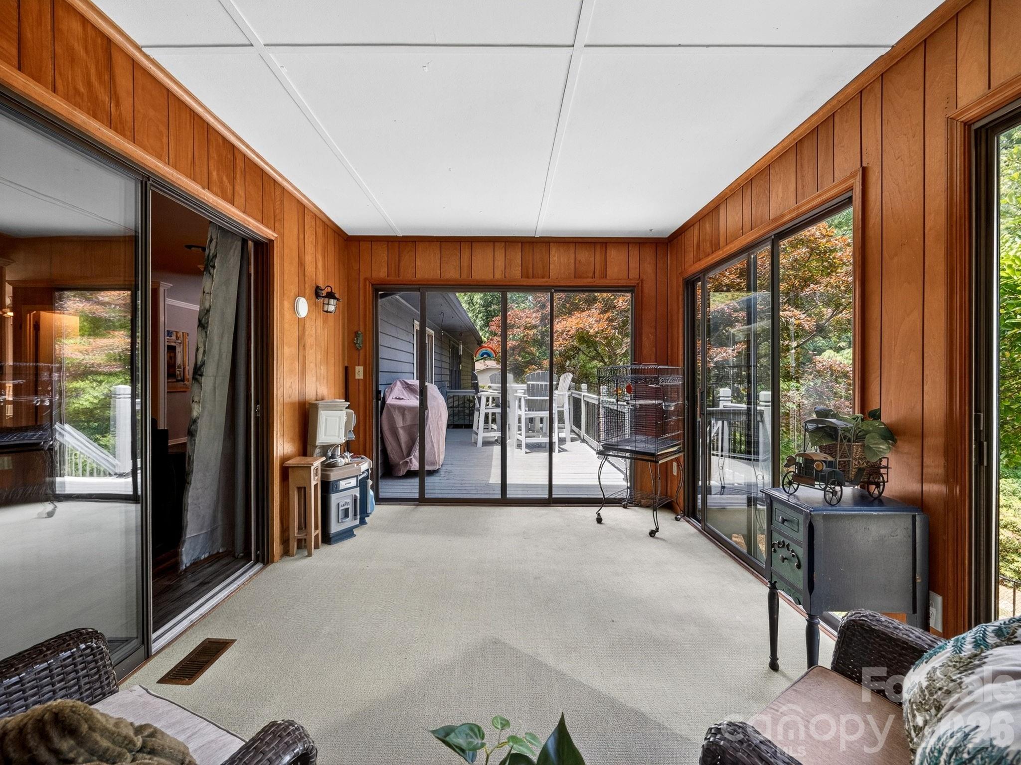707 Dogwood Trail — Tryon