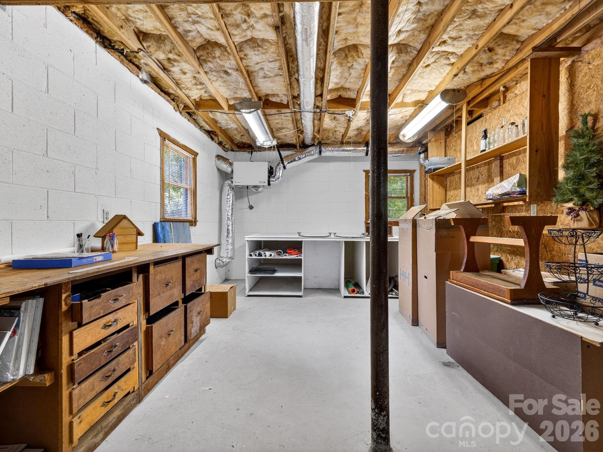 707 Dogwood Trail — Tryon