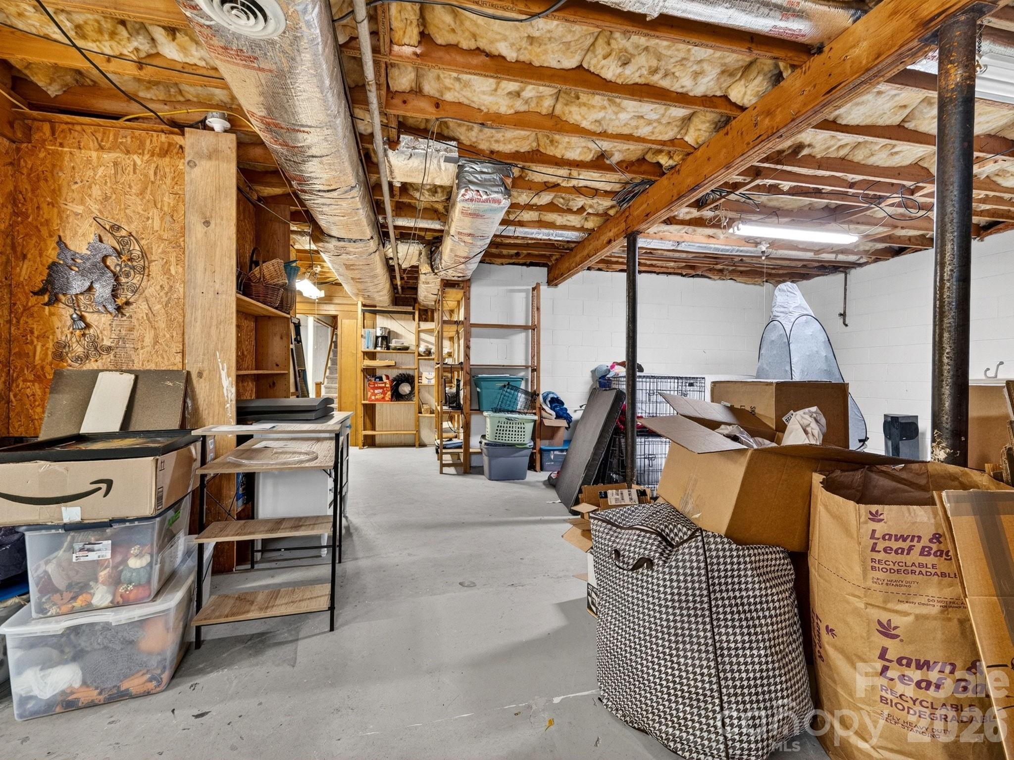 707 Dogwood Trail — Tryon