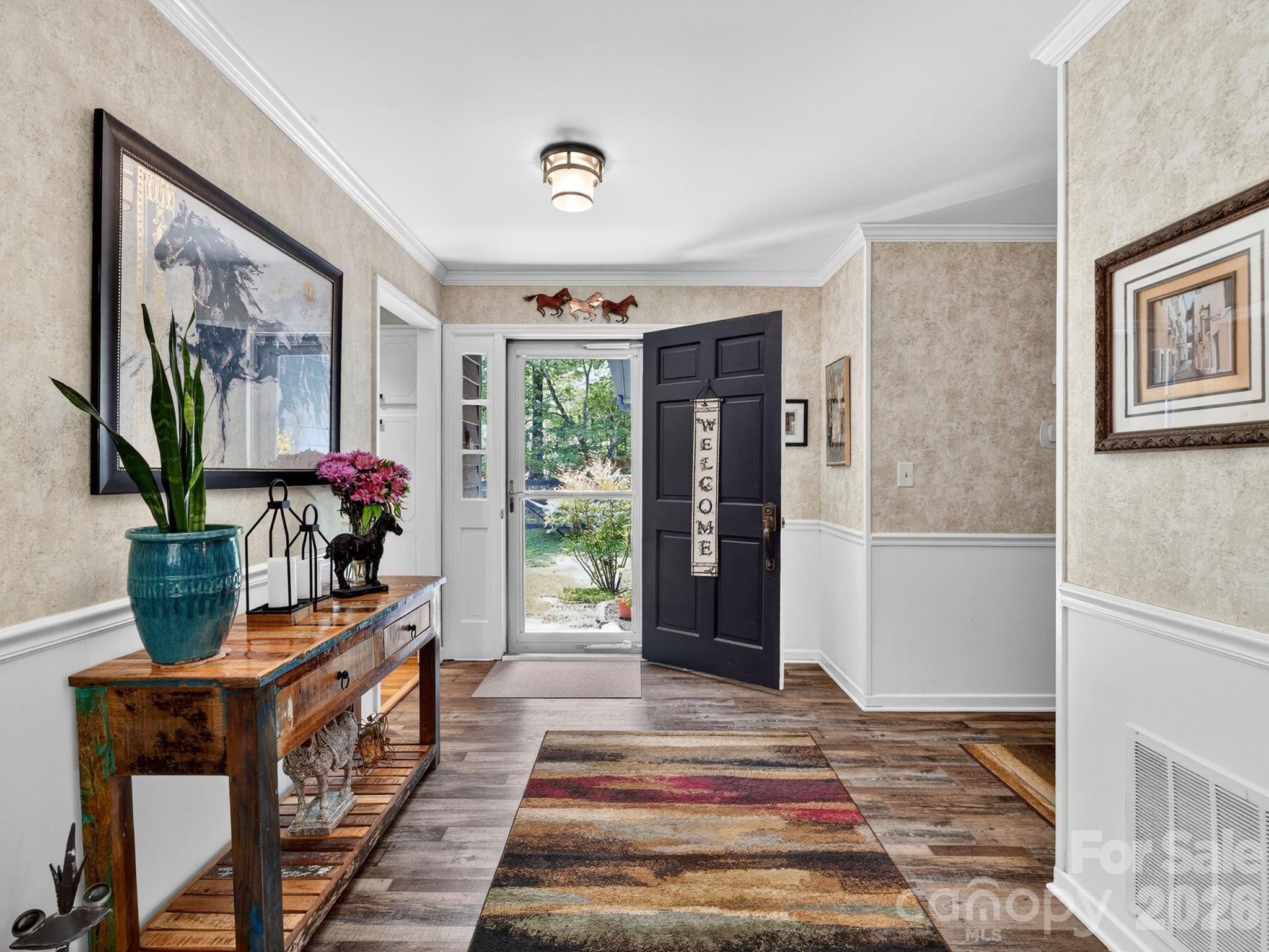 707 Dogwood Trail — Tryon