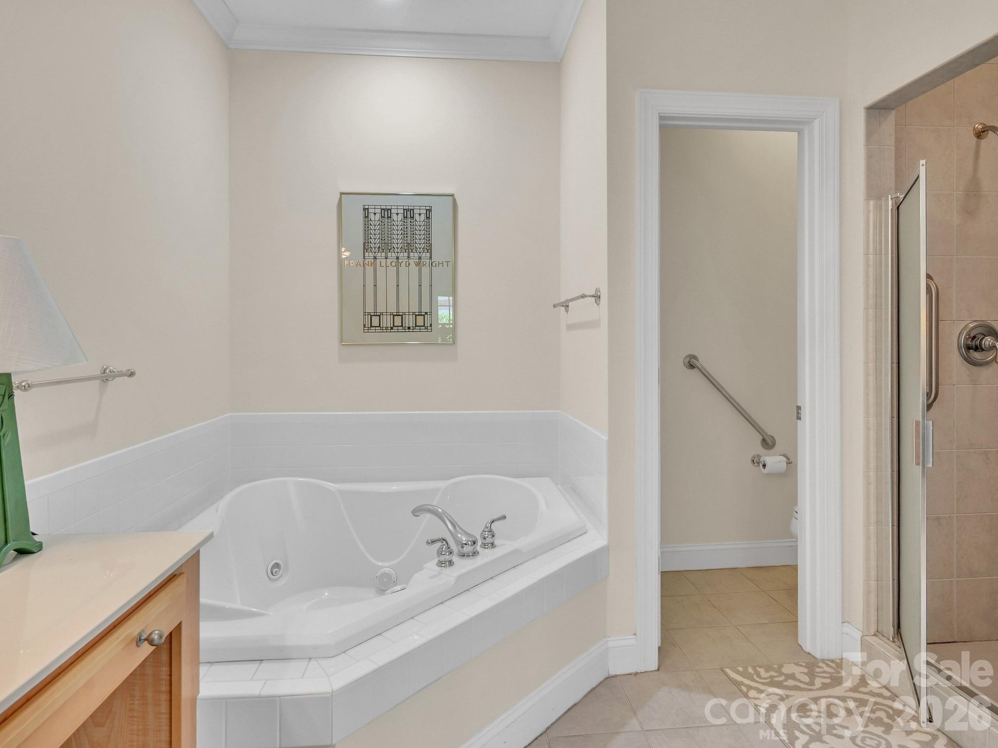 18 Boddington Court — Asheville