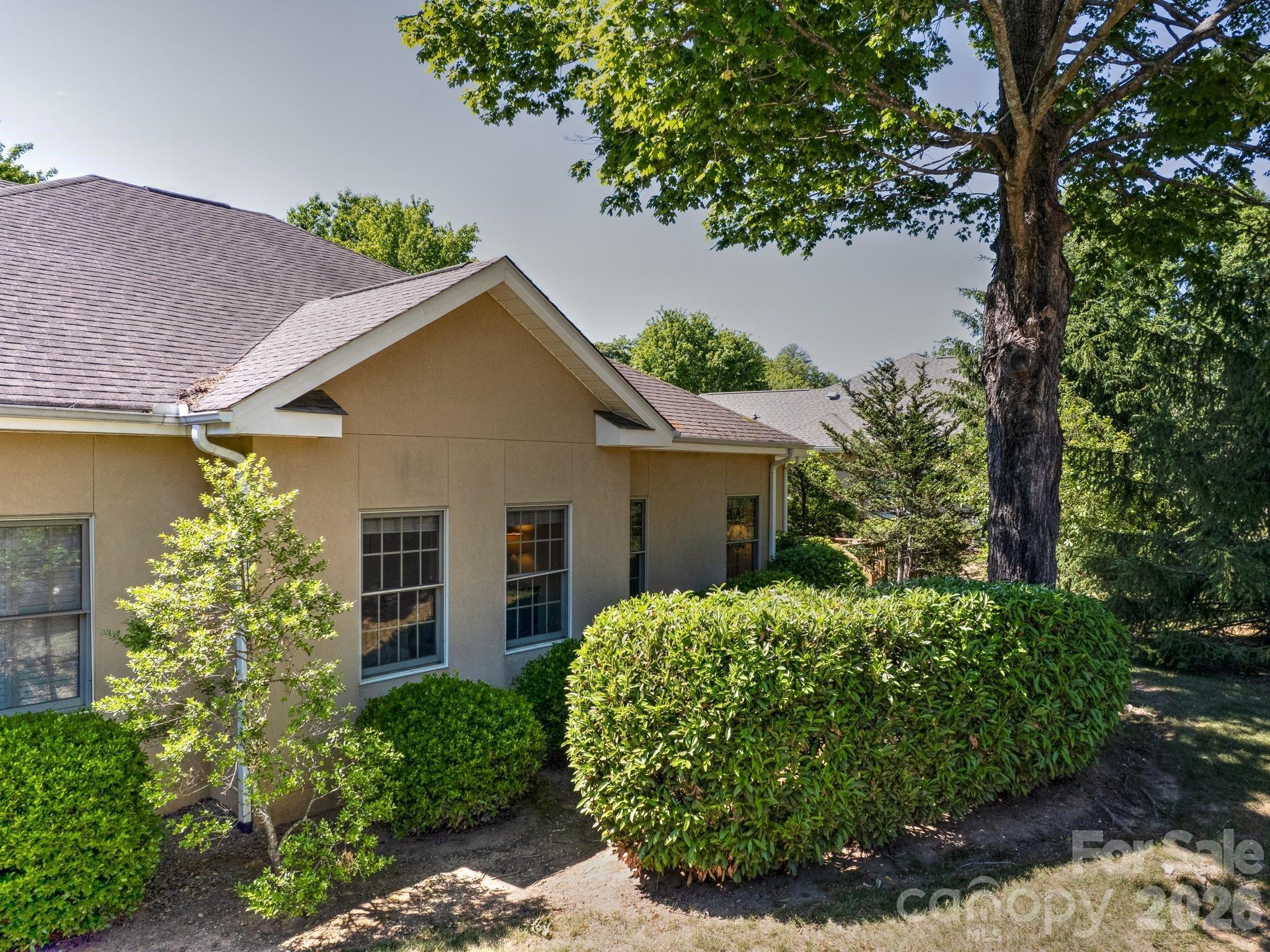 18 Boddington Court — Asheville