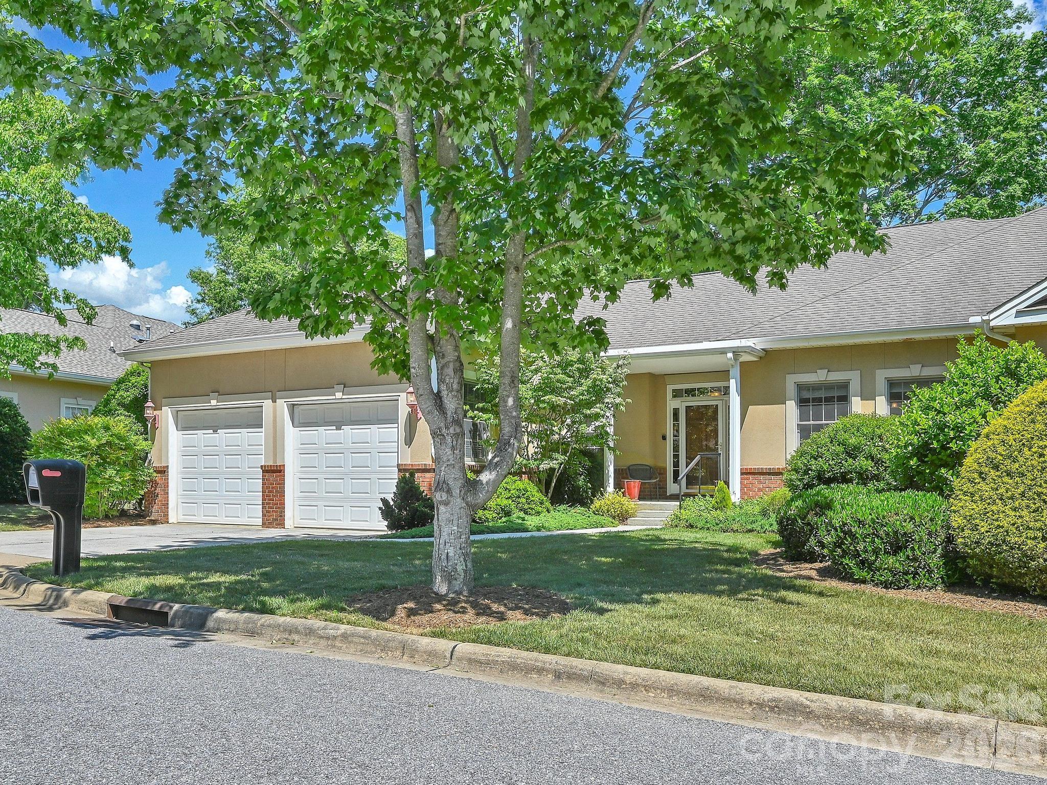 18 Boddington Court — Asheville