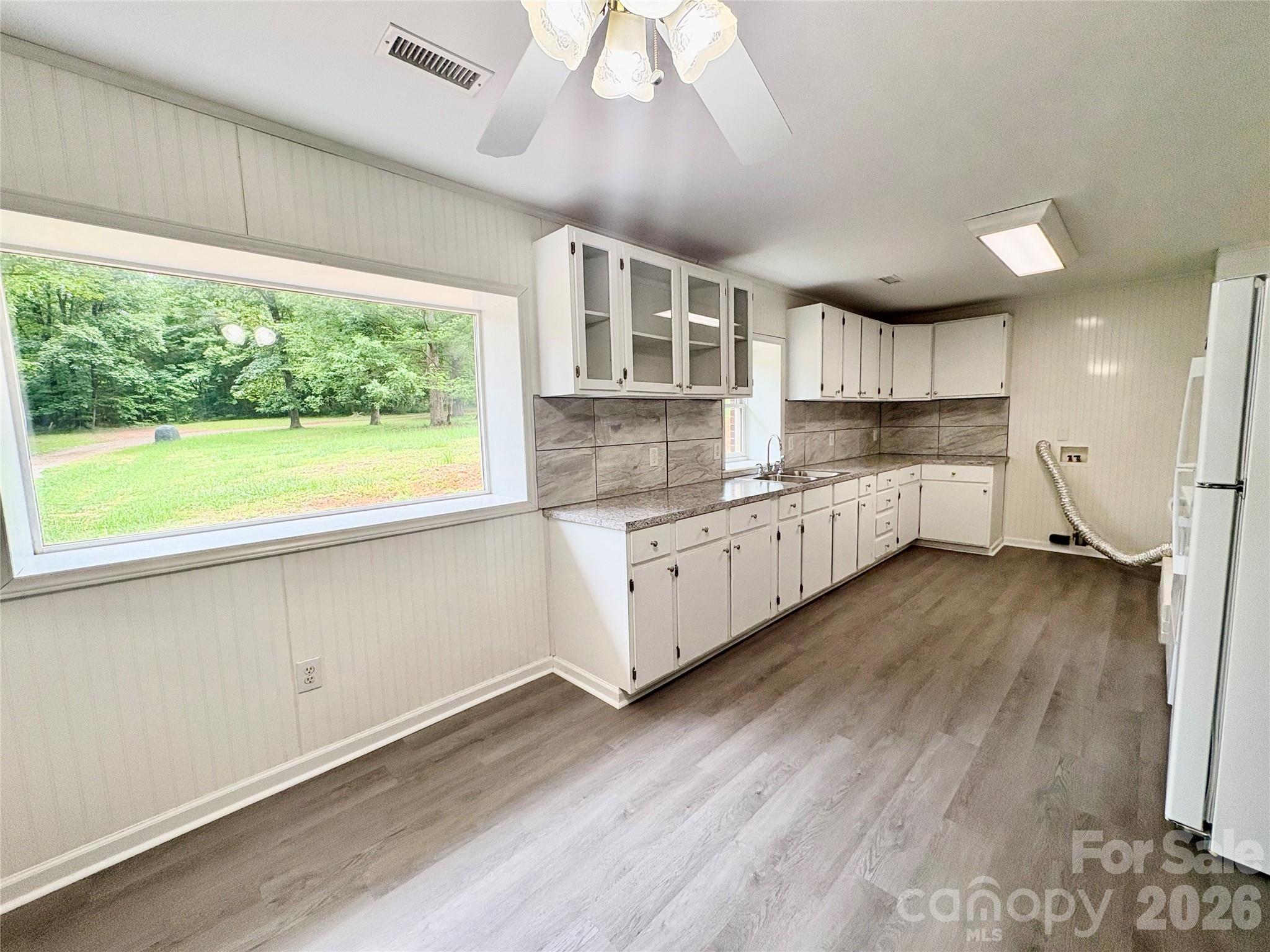 254 Beechwood Farm Road — Statesville