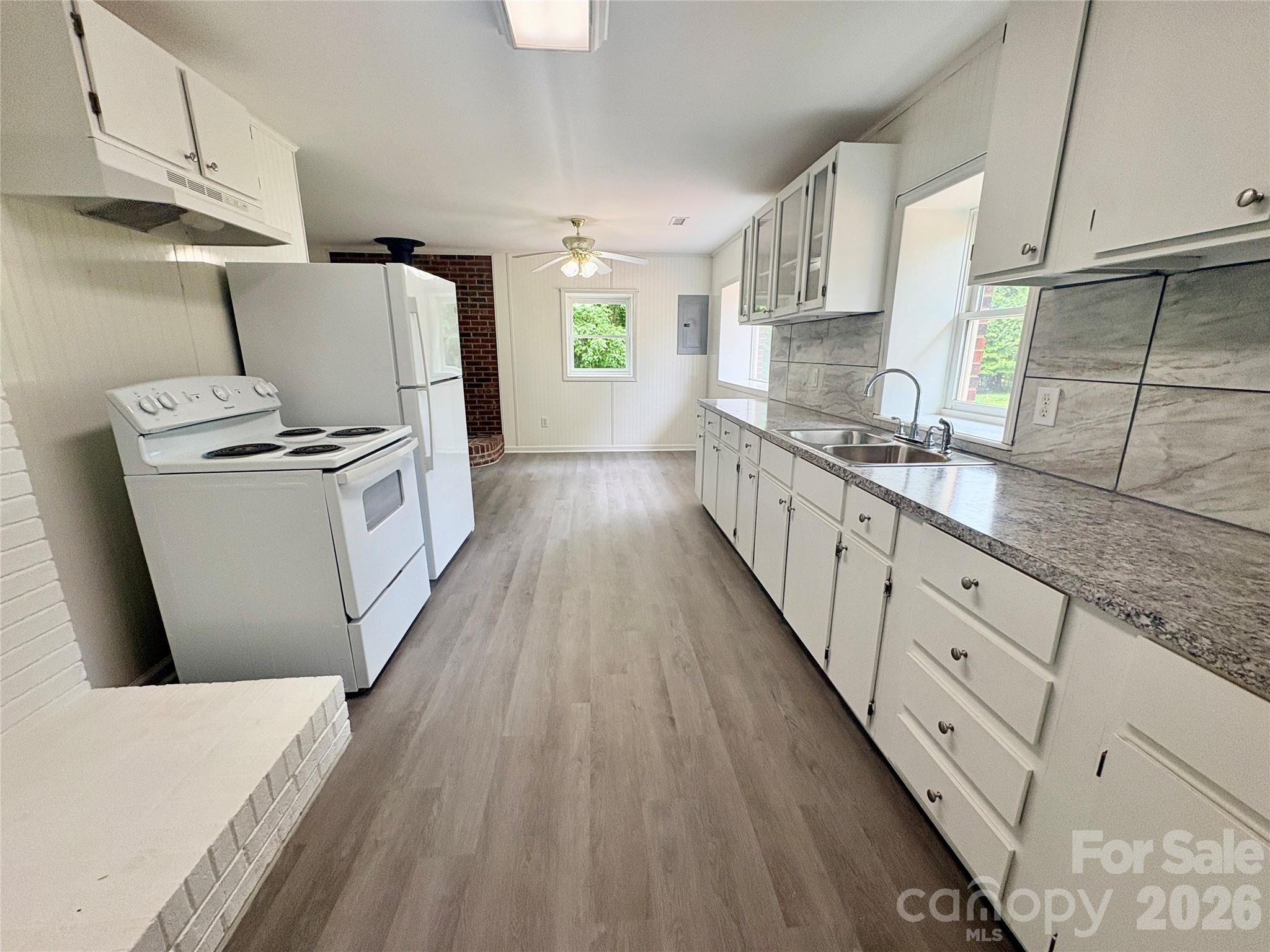 254 Beechwood Farm Road — Statesville