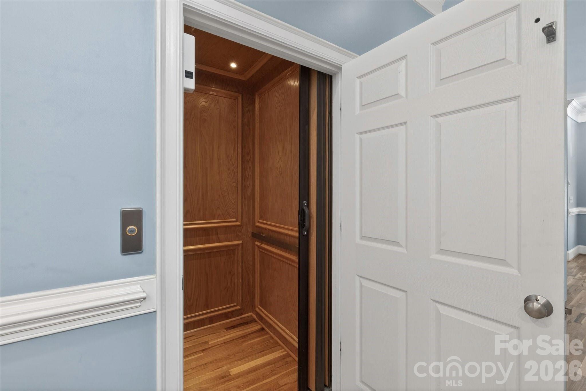 5752 Morris Hunt Drive — Fort Mill