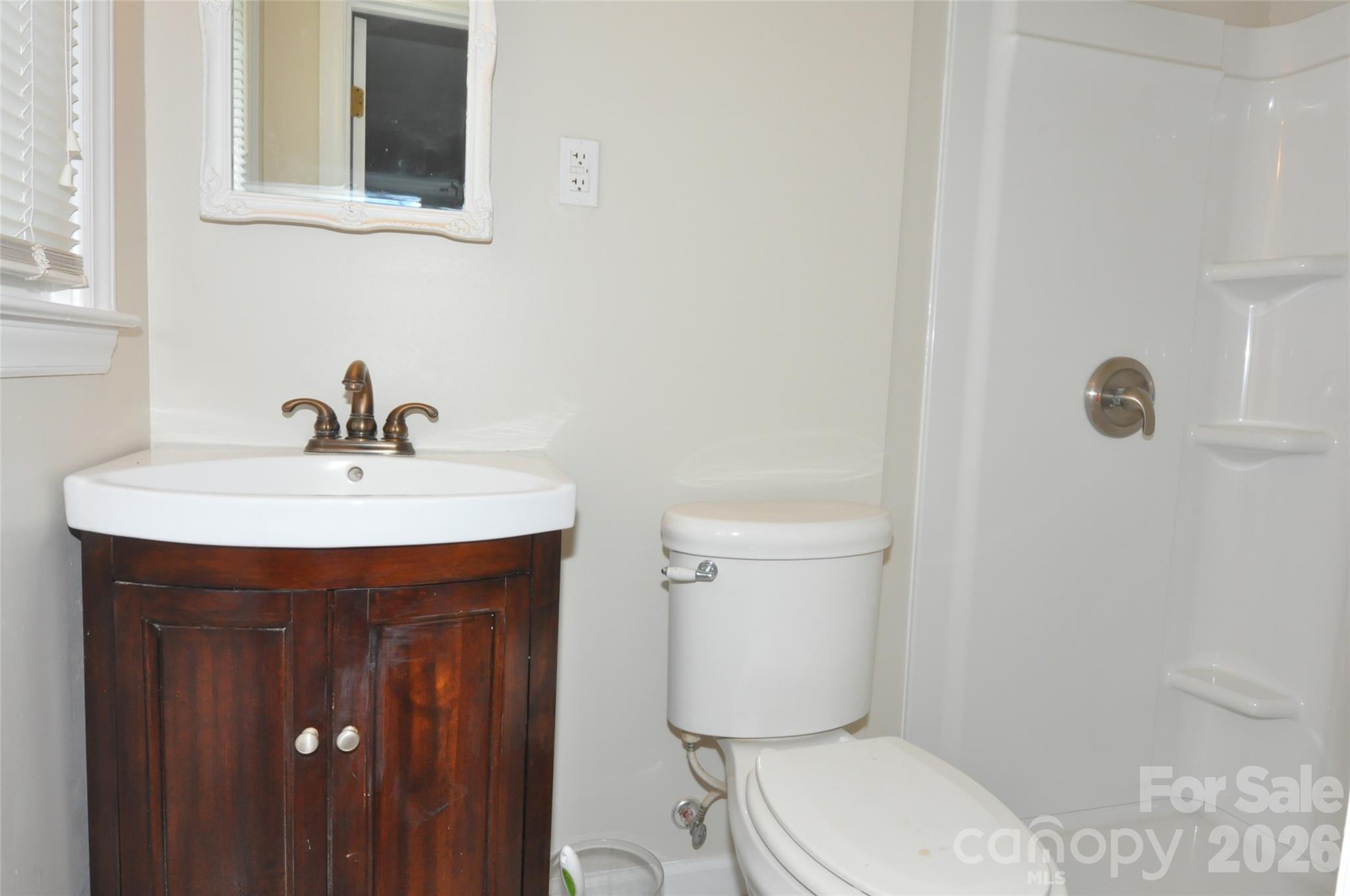 3693 Bethlehem Road — Blackstock