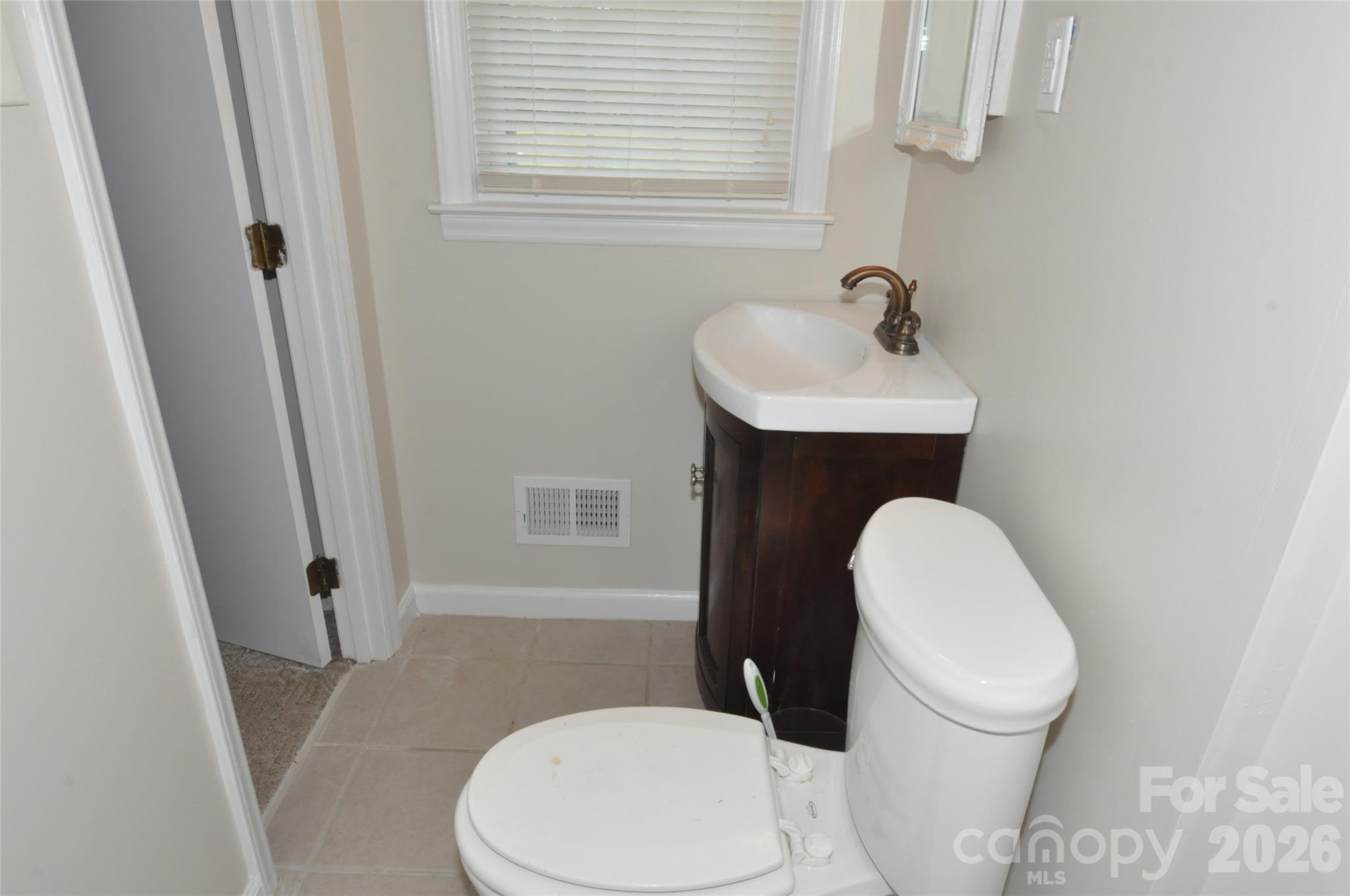 3693 Bethlehem Road — Blackstock