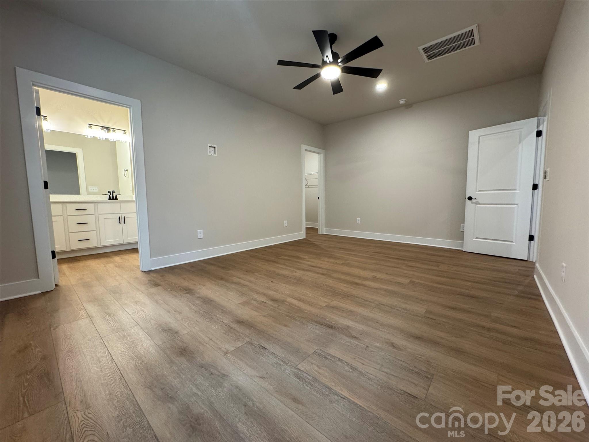 403 Scarlett Oak Court NE — Lenoir