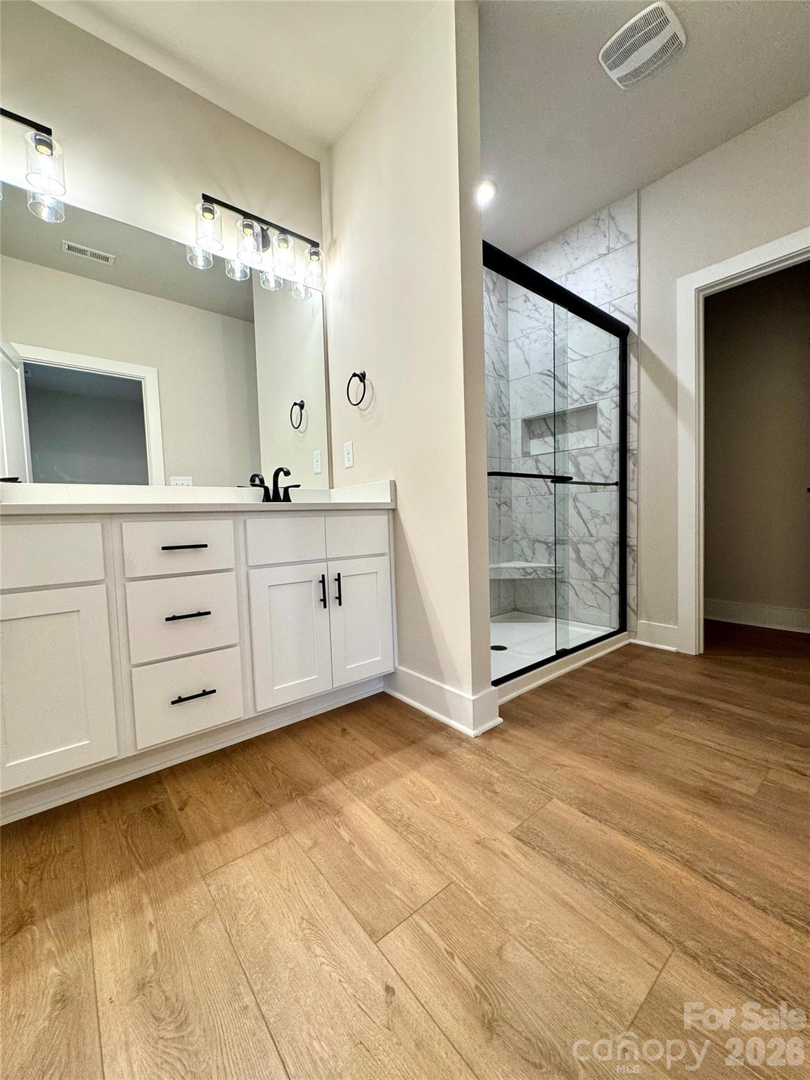 403 Scarlett Oak Court NE — Lenoir