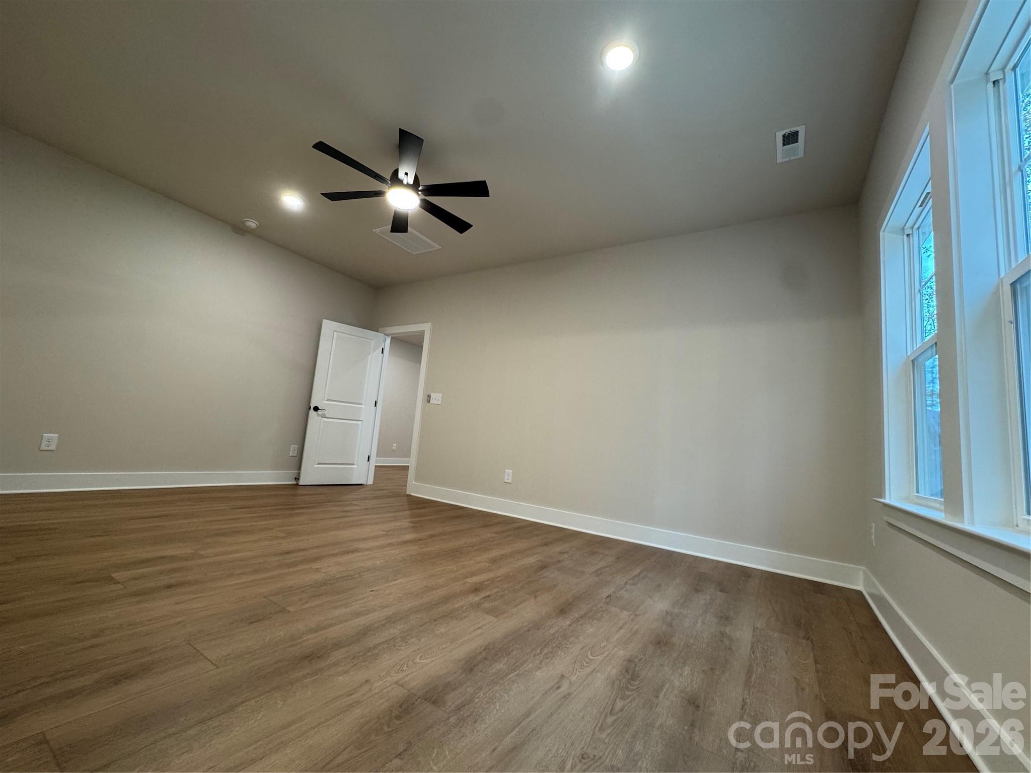 403 Scarlett Oak Court NE — Lenoir