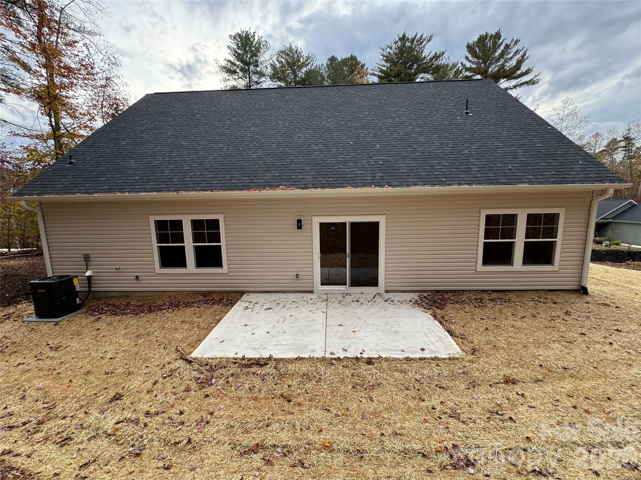 403 Scarlett Oak Court NE — Lenoir