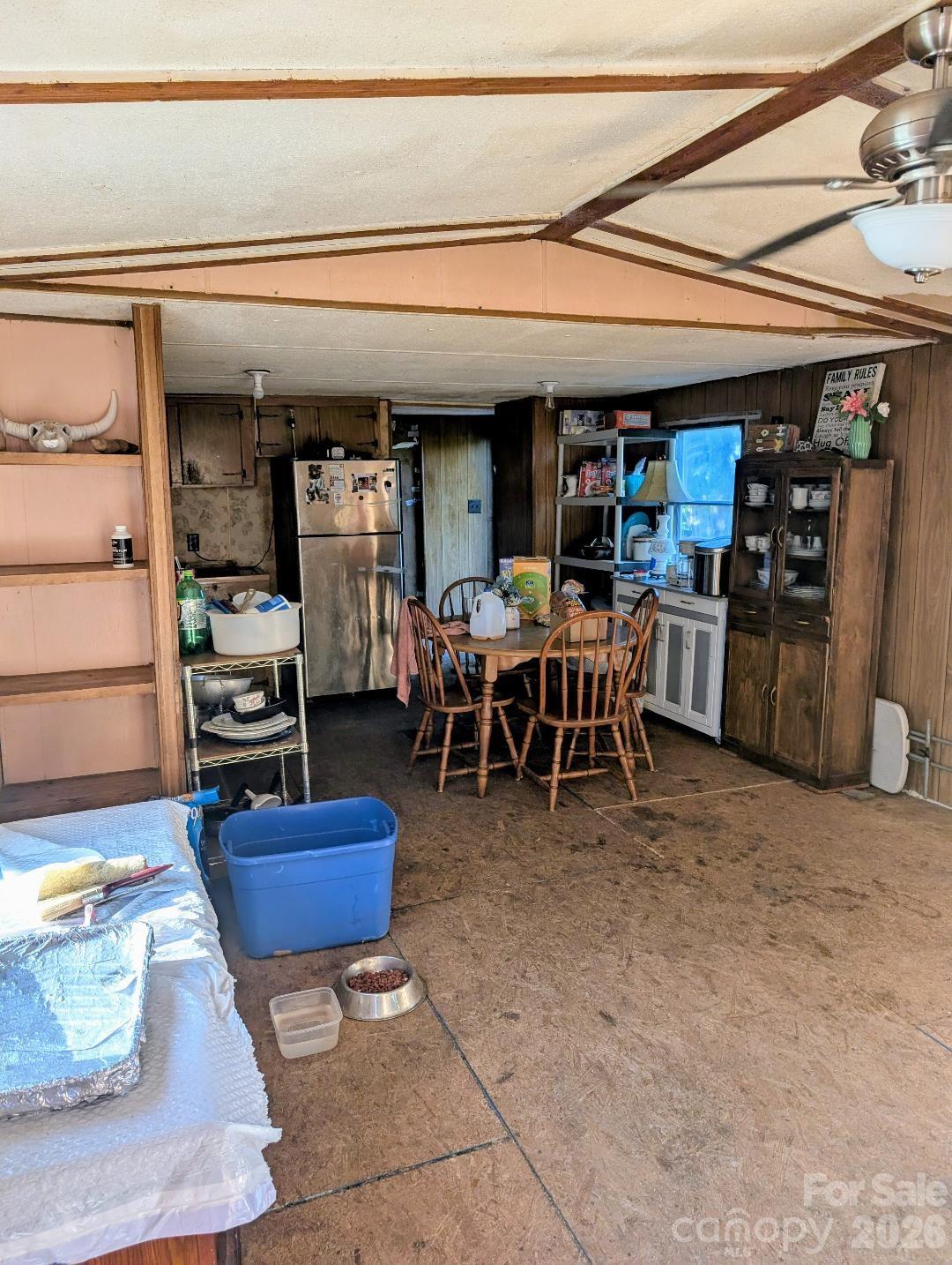 3328 Love Road — Kershaw