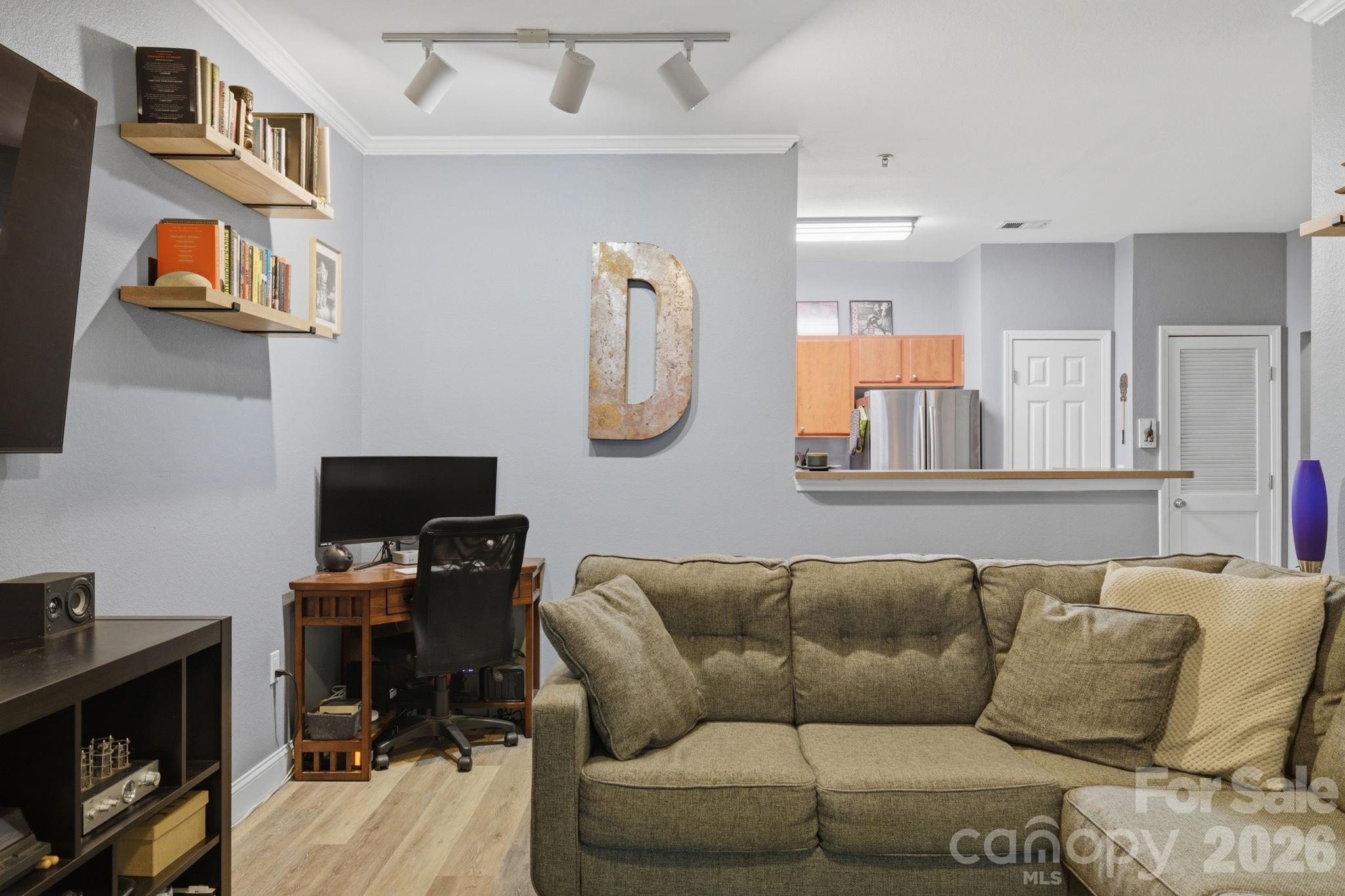 900 Vista Lake Drive #102 — Candler