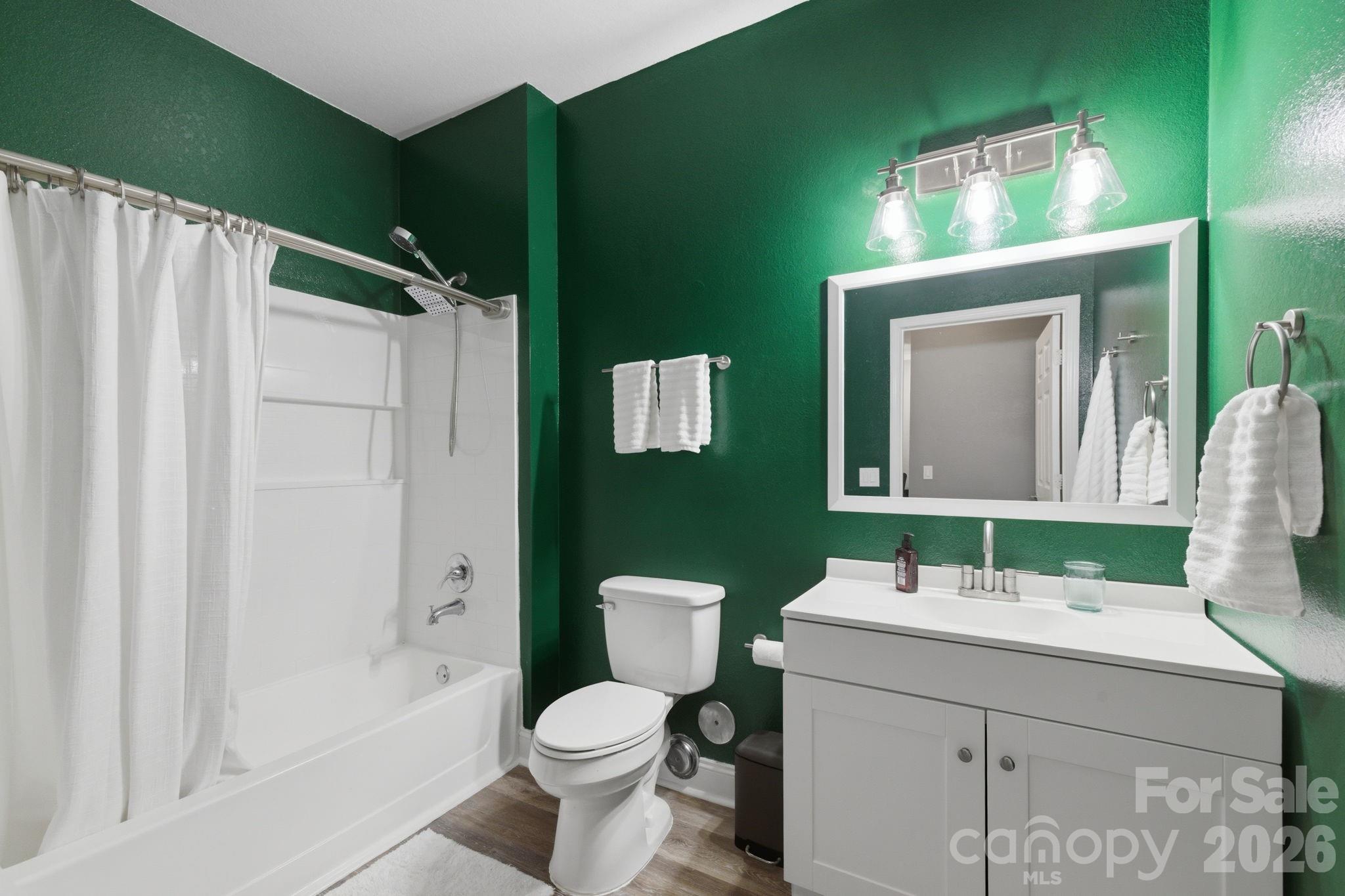900 Vista Lake Drive #102 — Candler
