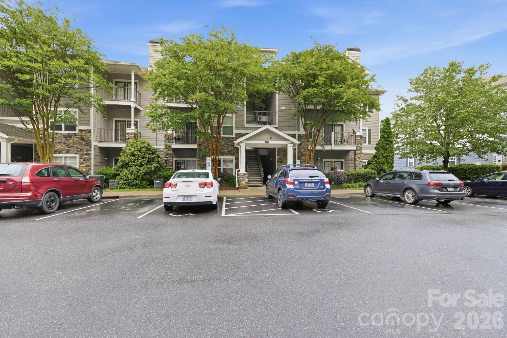 900 Vista Lake Drive #102 — Candler