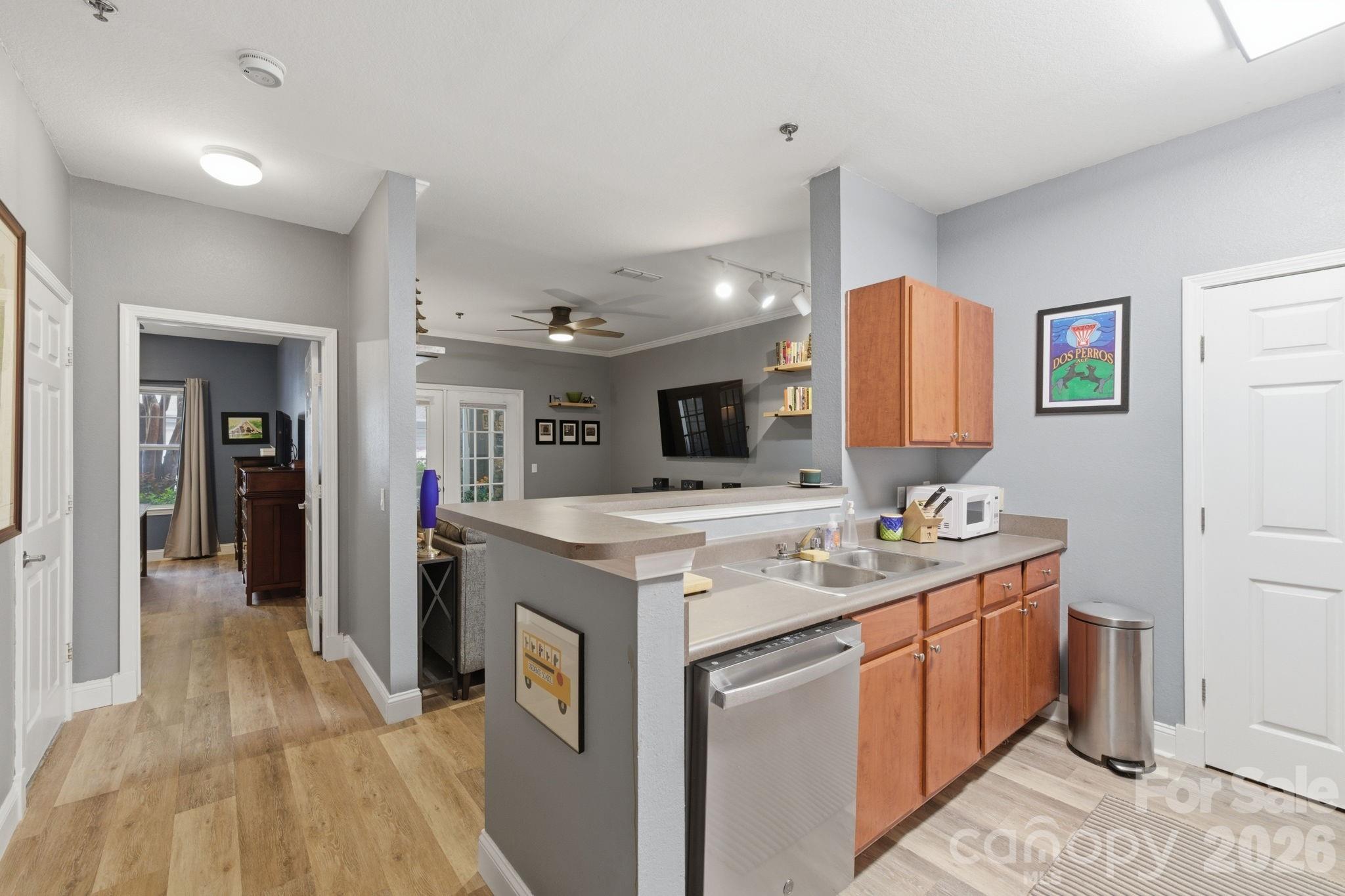 900 Vista Lake Drive #102 — Candler