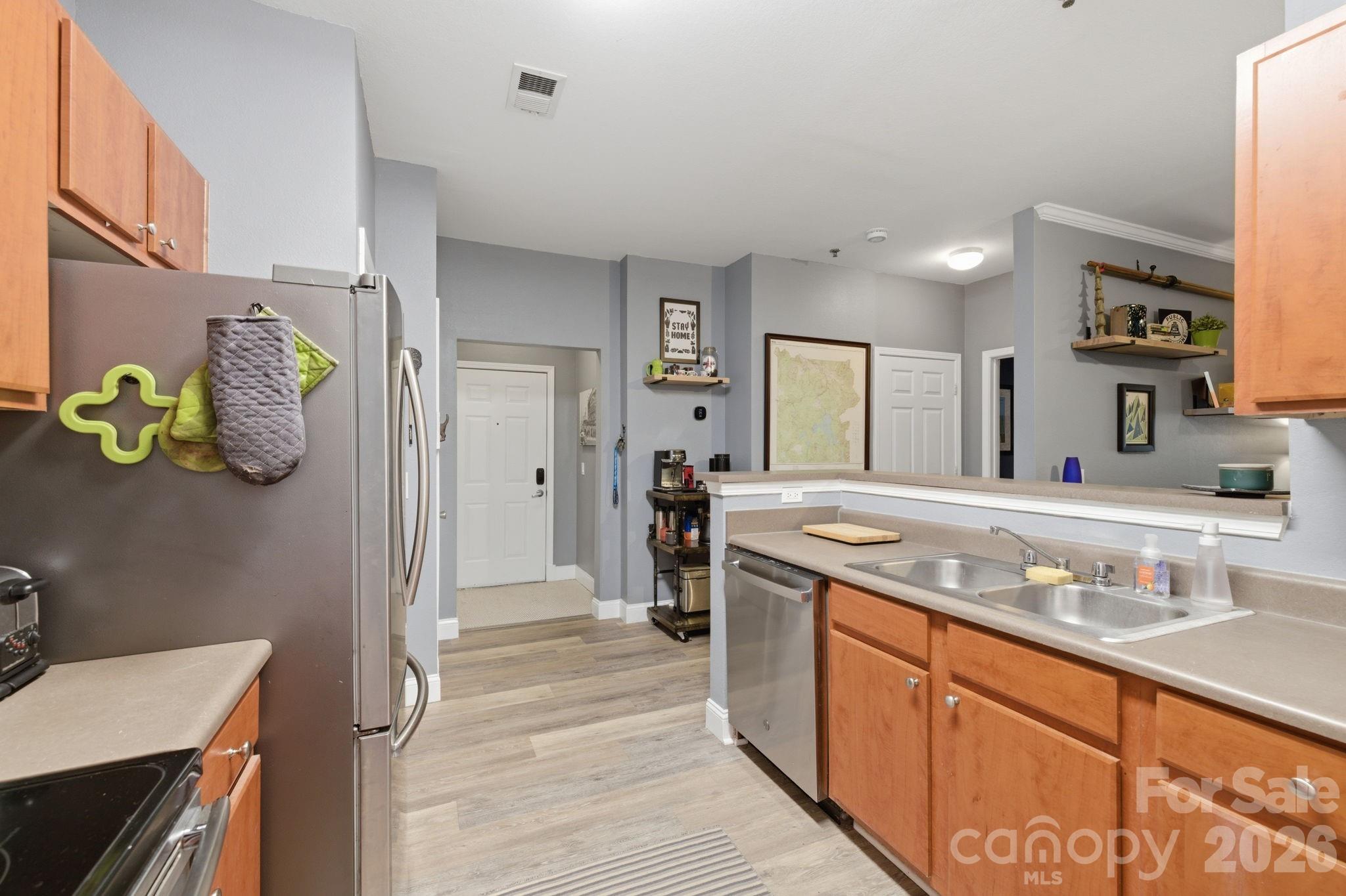 900 Vista Lake Drive #102 — Candler