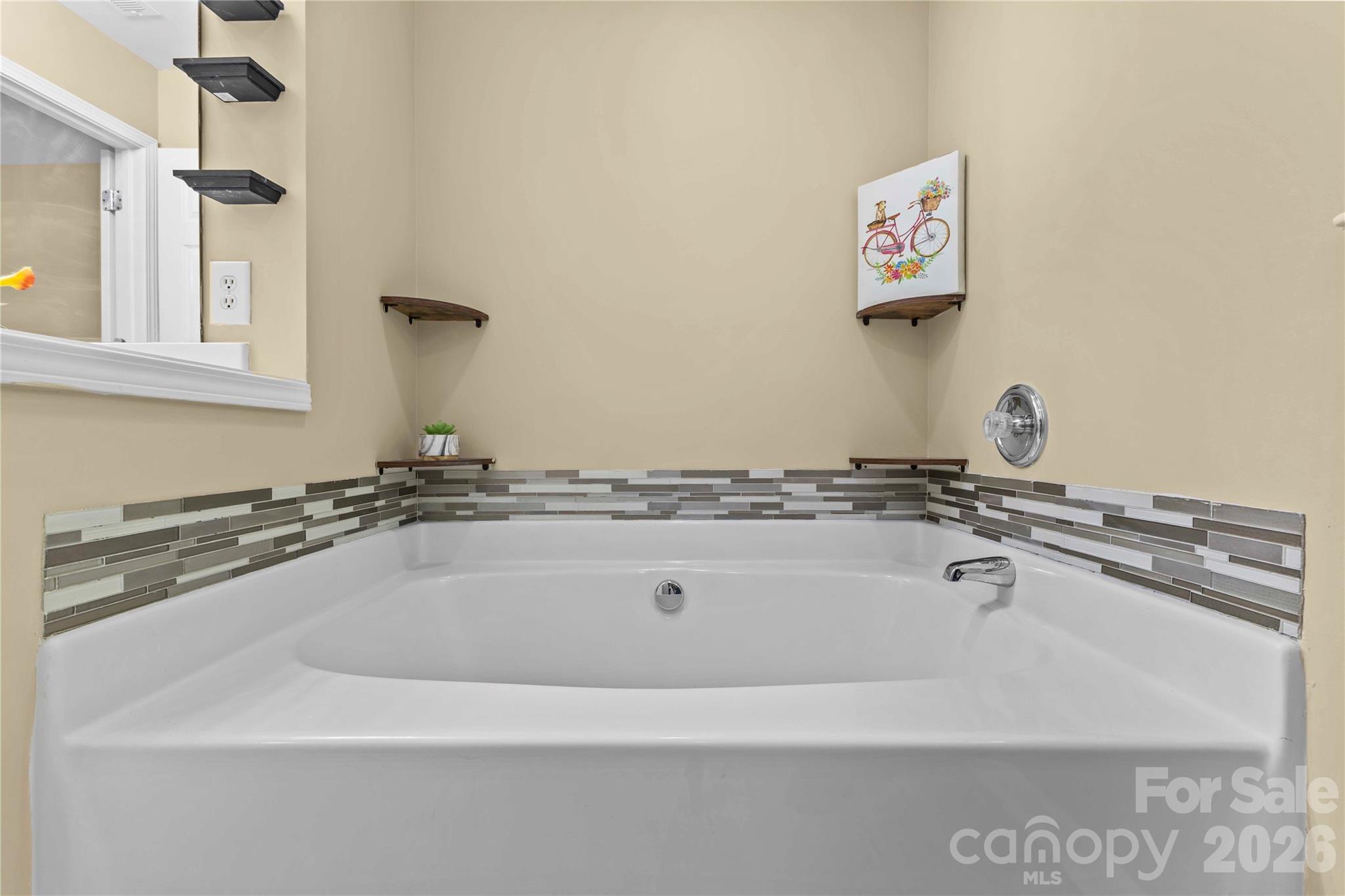 8119 Poplar Grove Circle — Waxhaw