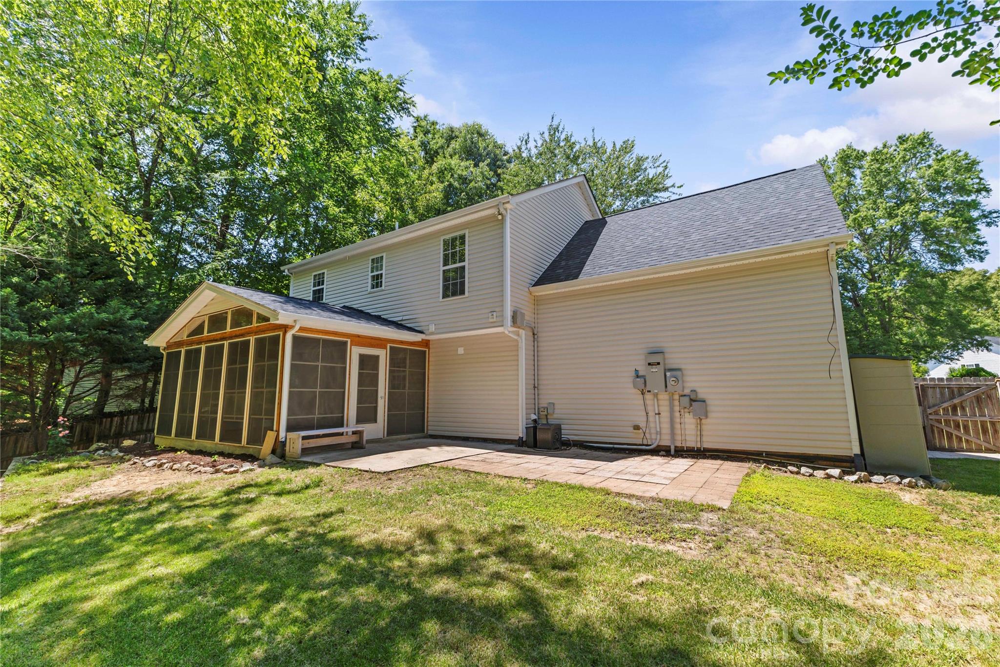 8119 Poplar Grove Circle — Waxhaw