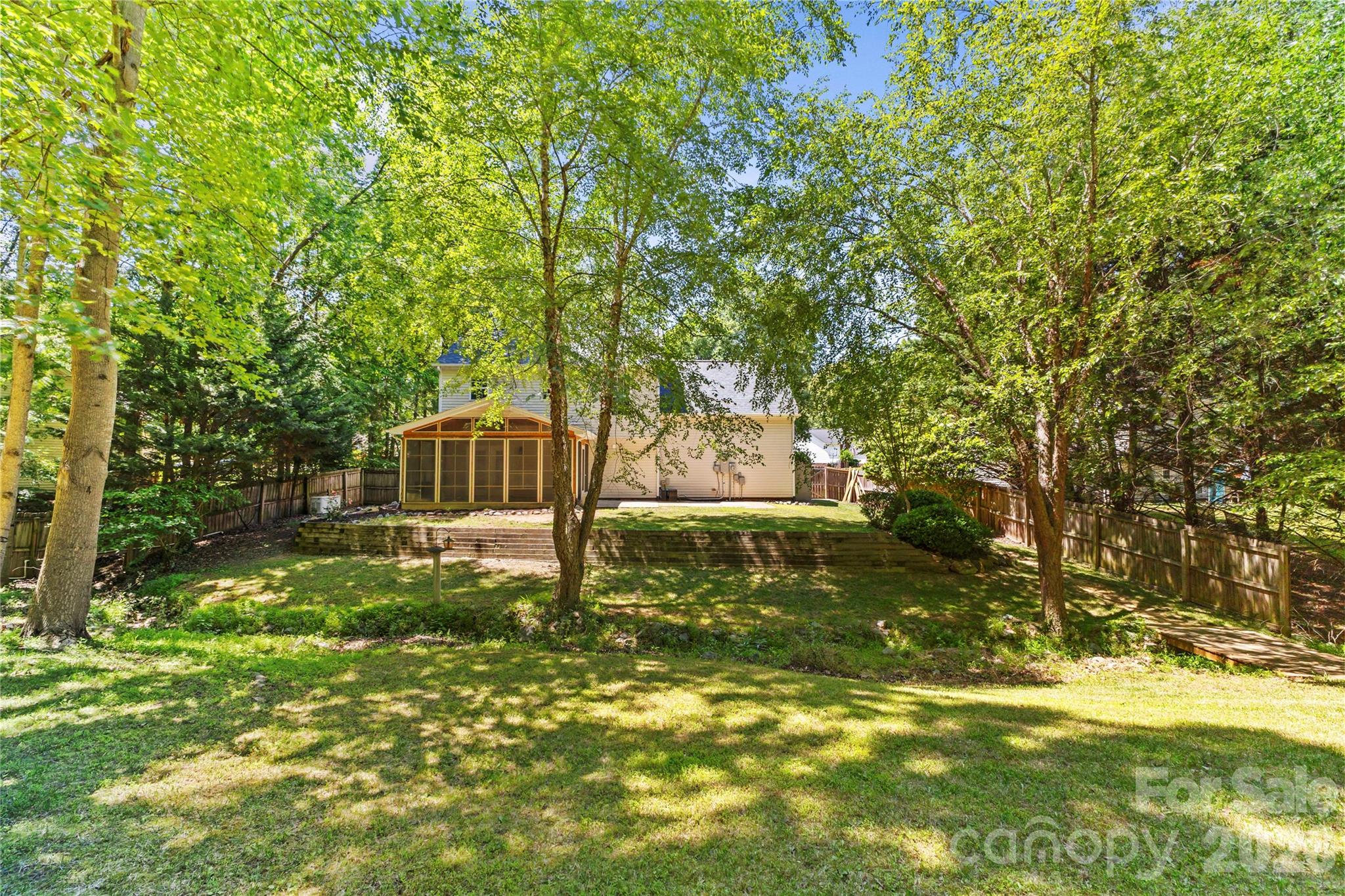 8119 Poplar Grove Circle — Waxhaw