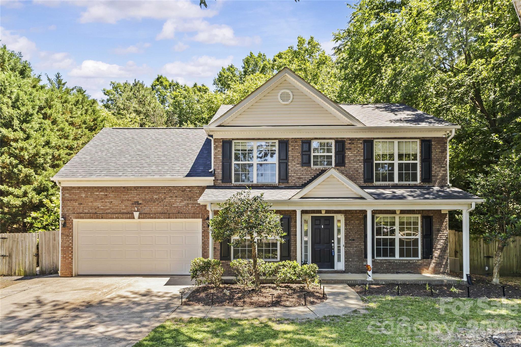 8119 Poplar Grove Circle — Waxhaw