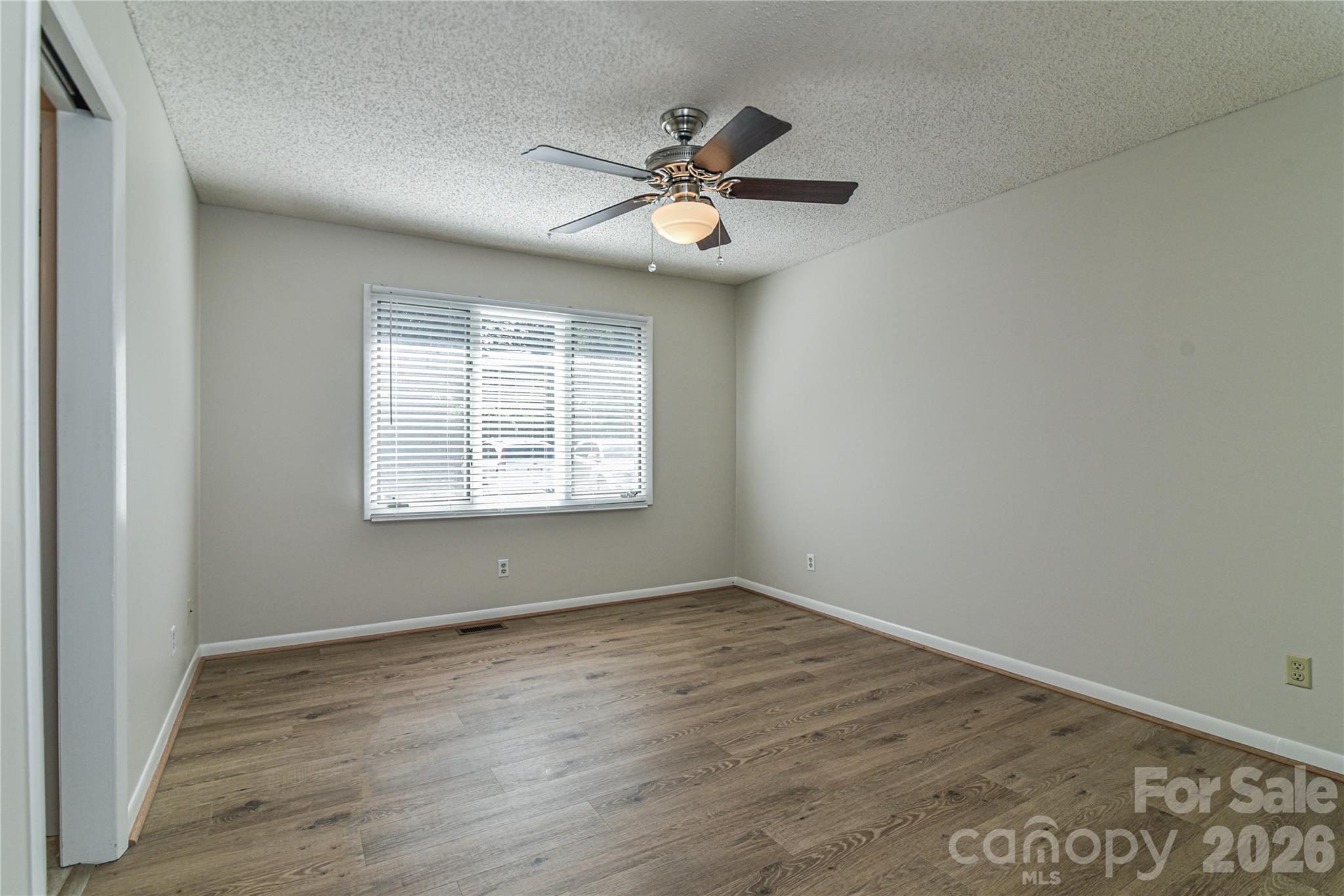 63 Hollybrook Drive — Asheville