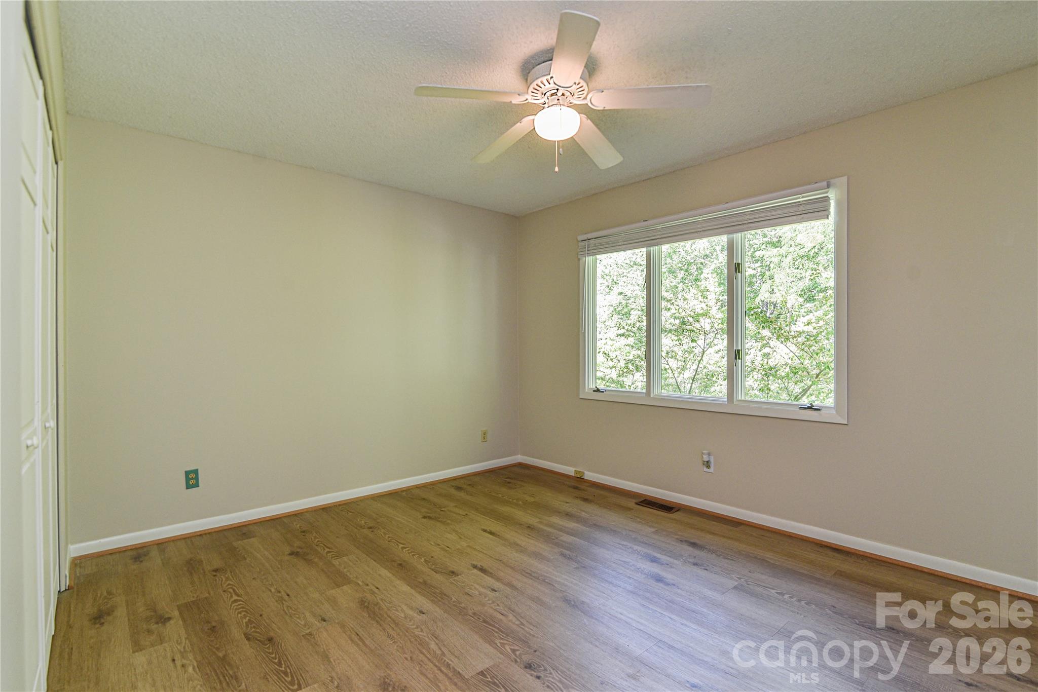 63 Hollybrook Drive — Asheville
