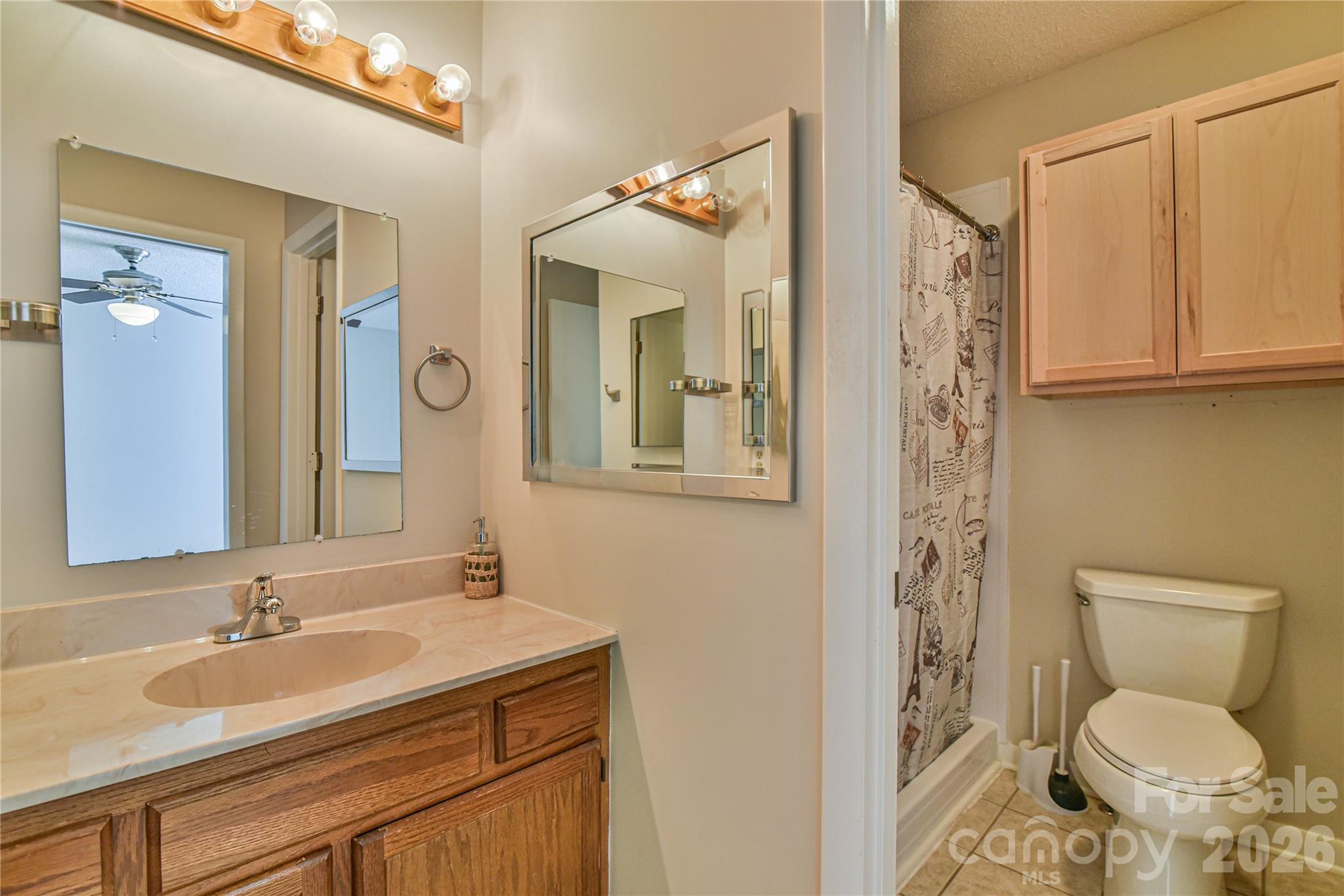 63 Hollybrook Drive — Asheville
