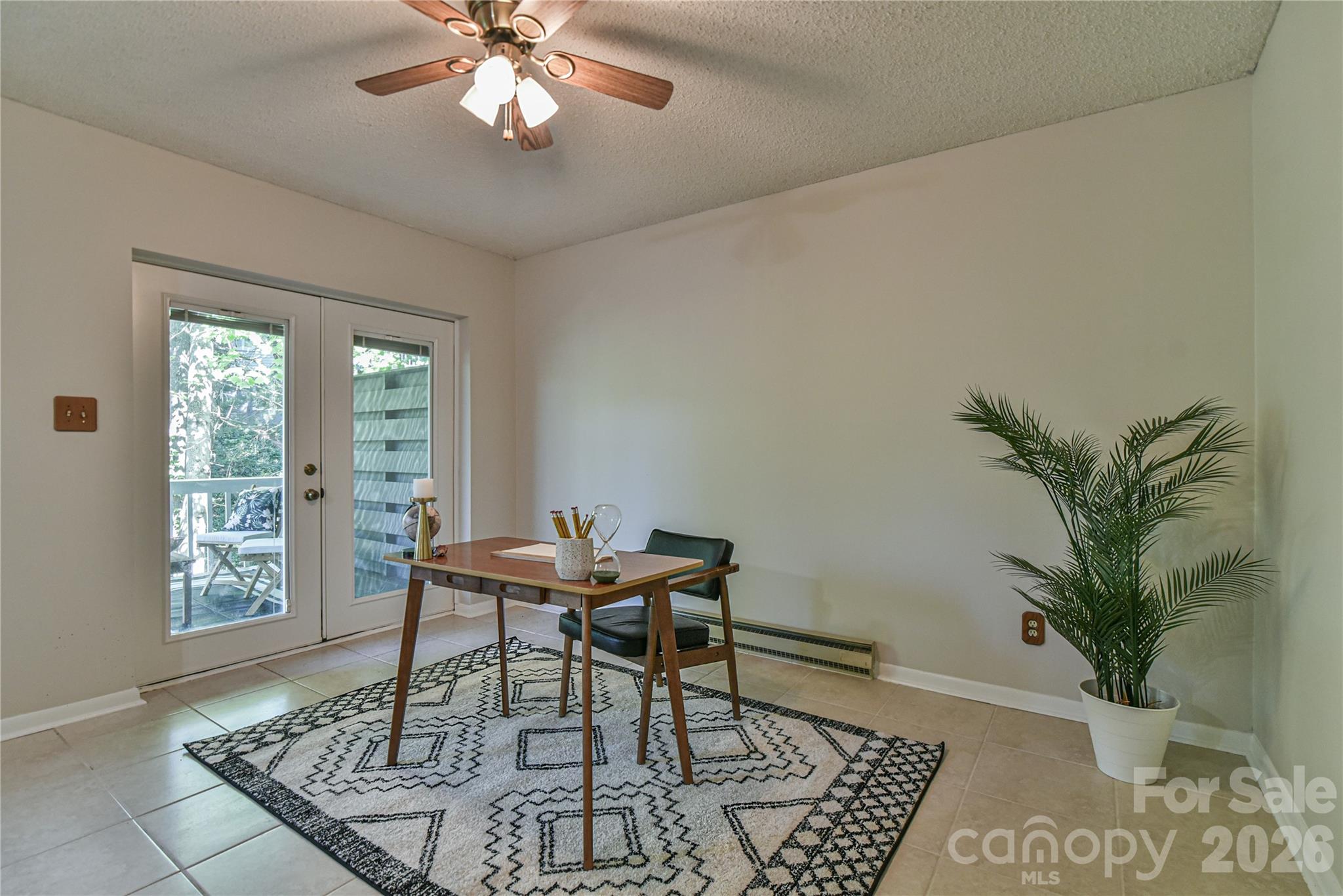 63 Hollybrook Drive — Asheville