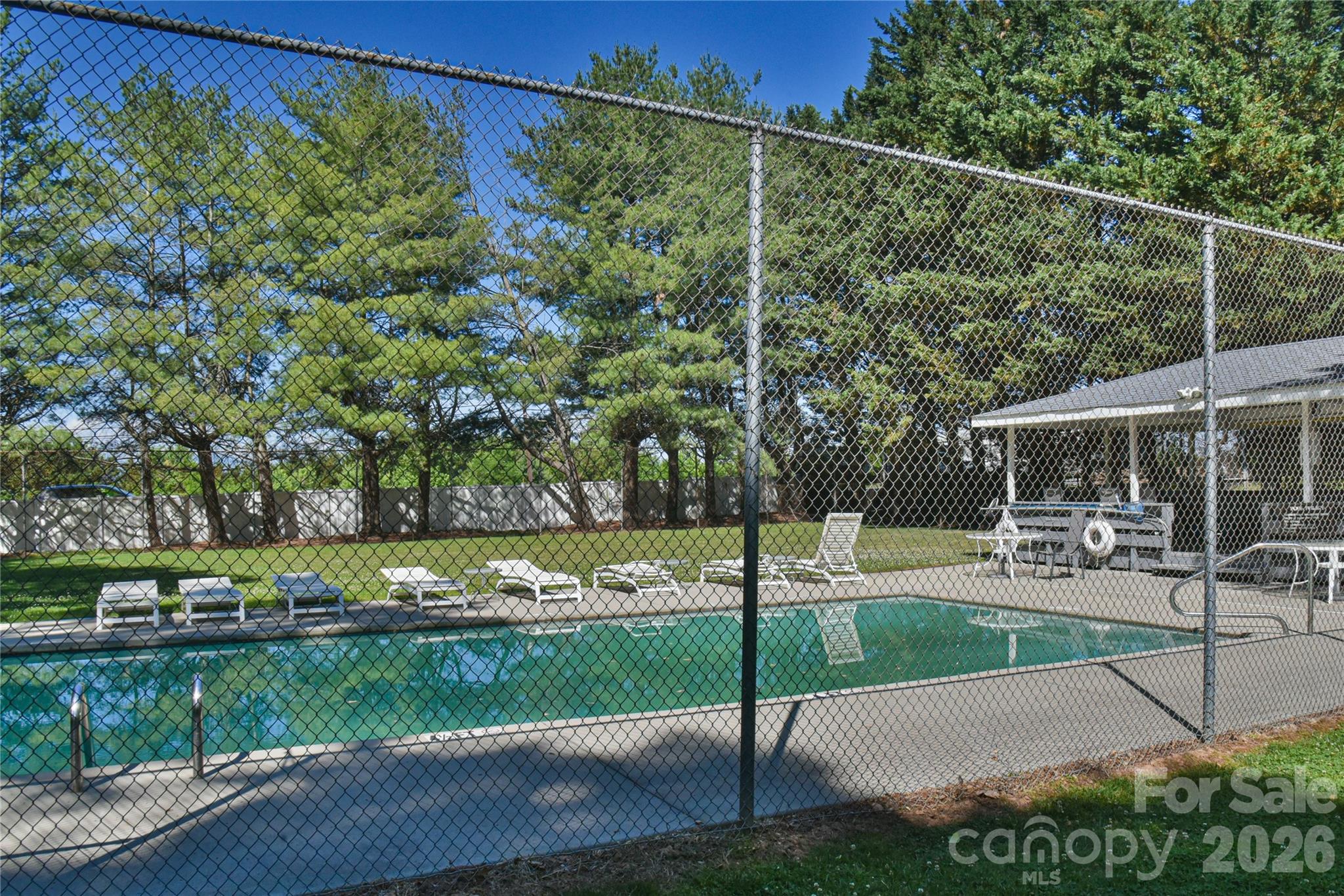 63 Hollybrook Drive — Asheville