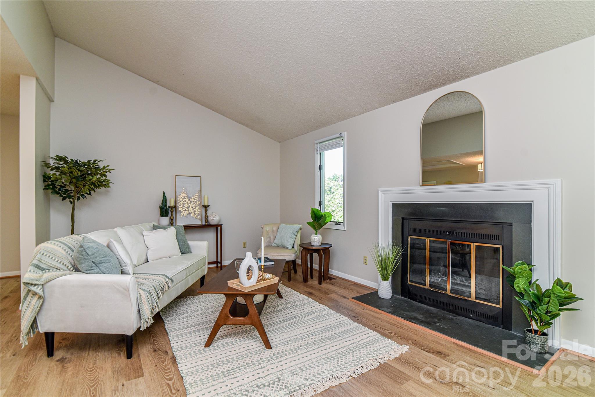 63 Hollybrook Drive — Asheville
