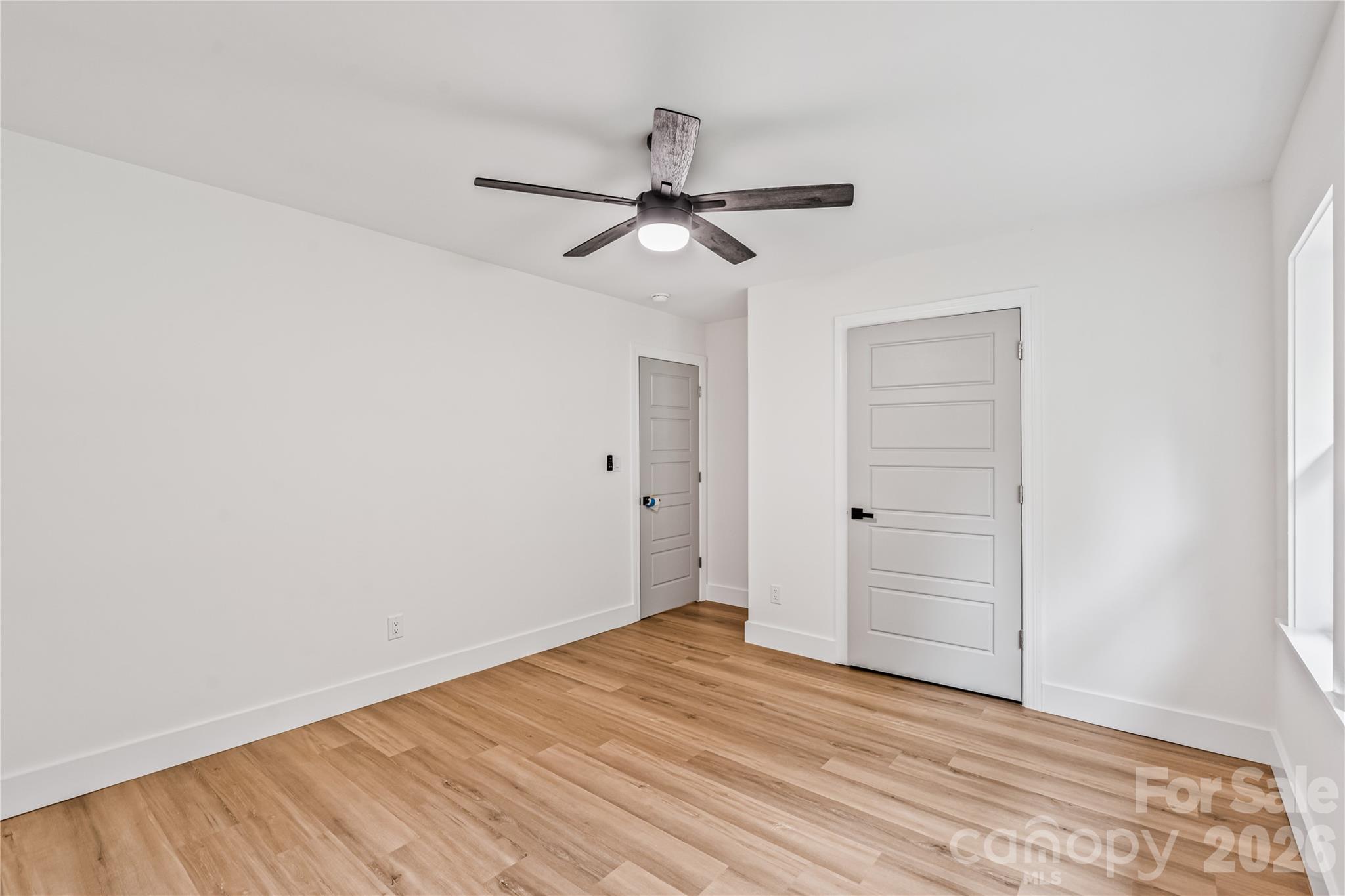 833 Knowles Drive — Dallas