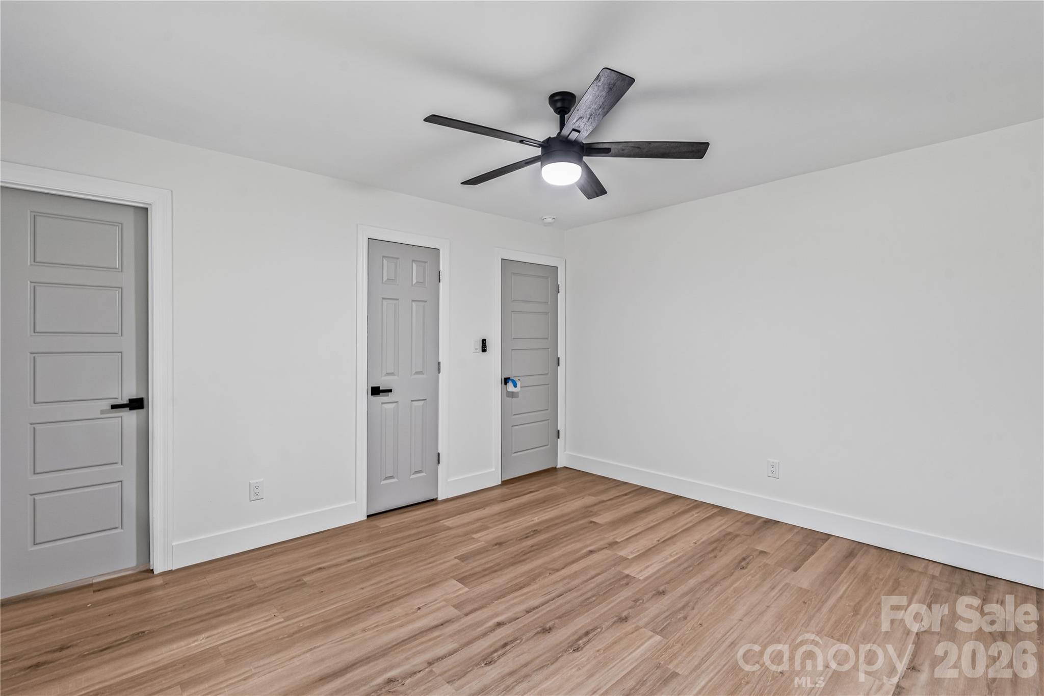 833 Knowles Drive — Dallas