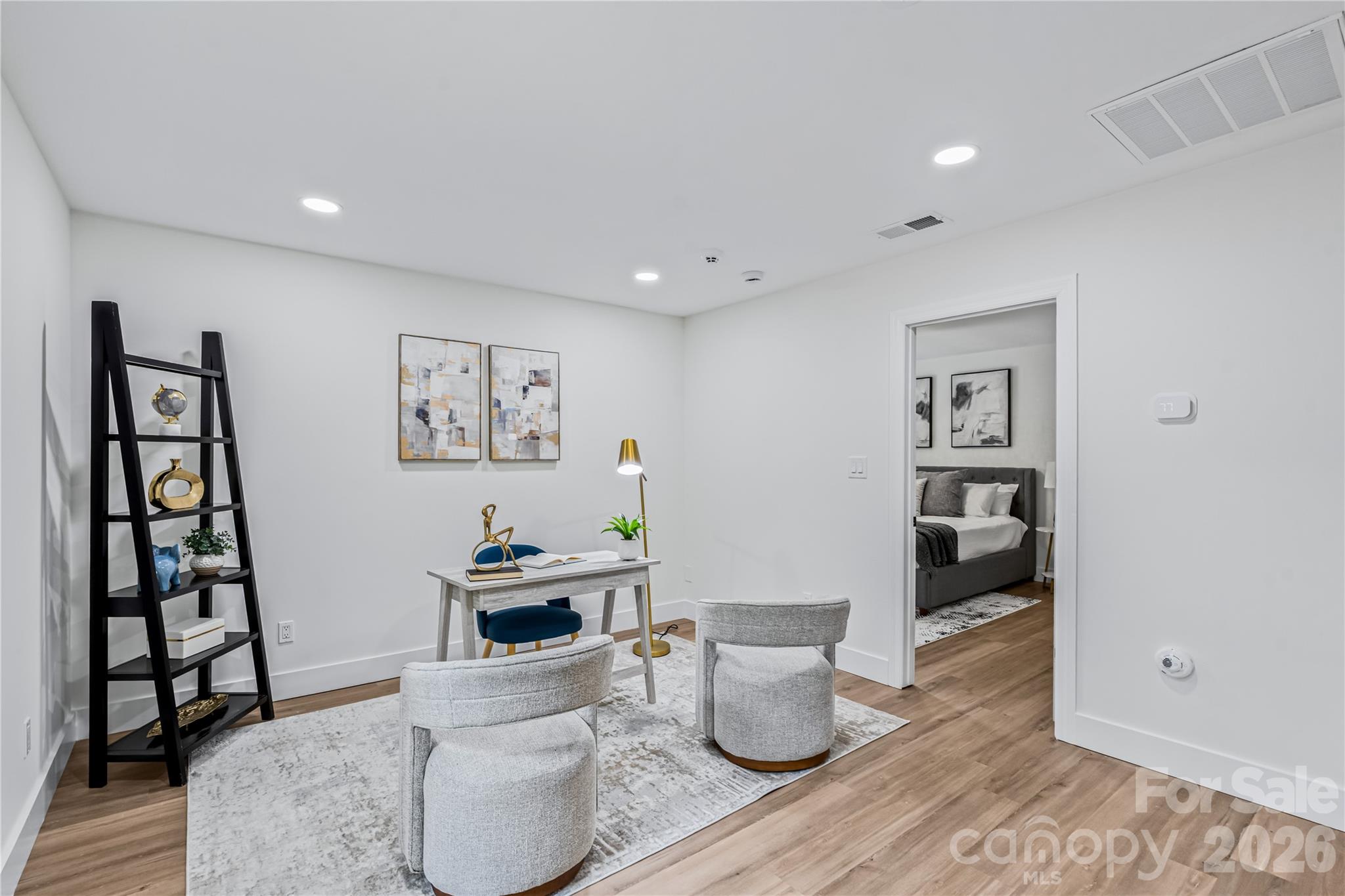 833 Knowles Drive — Dallas