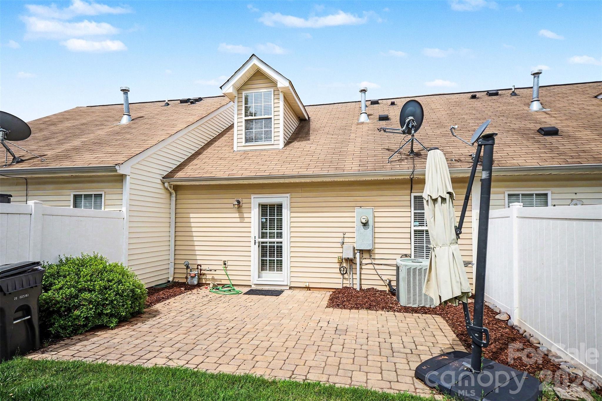 1210 Sheldon Brook Lane — Fort Mill