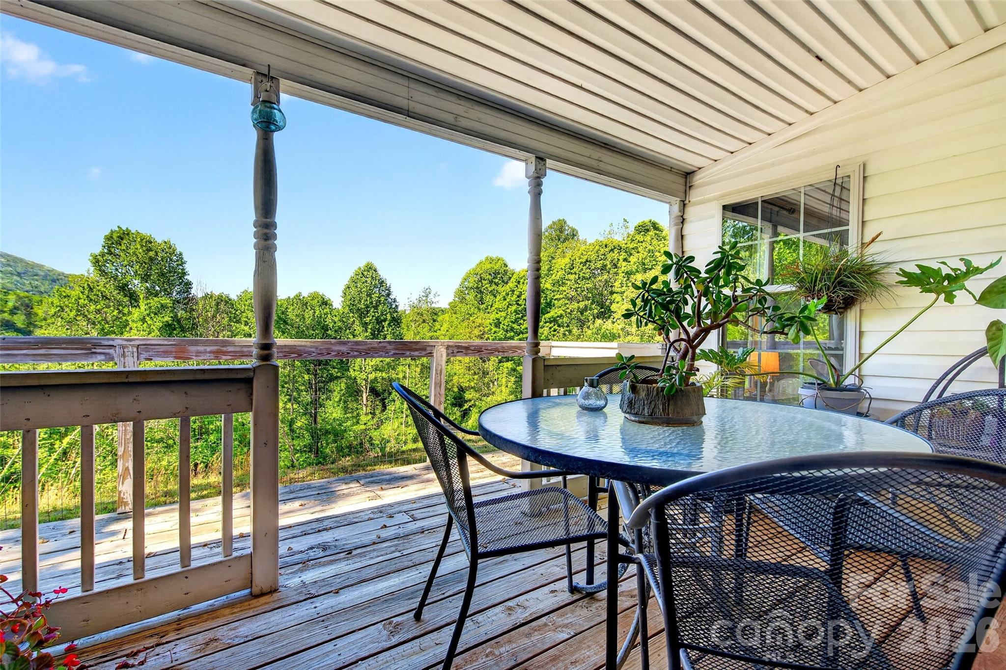 298 Wolf Crossing — Bakersville