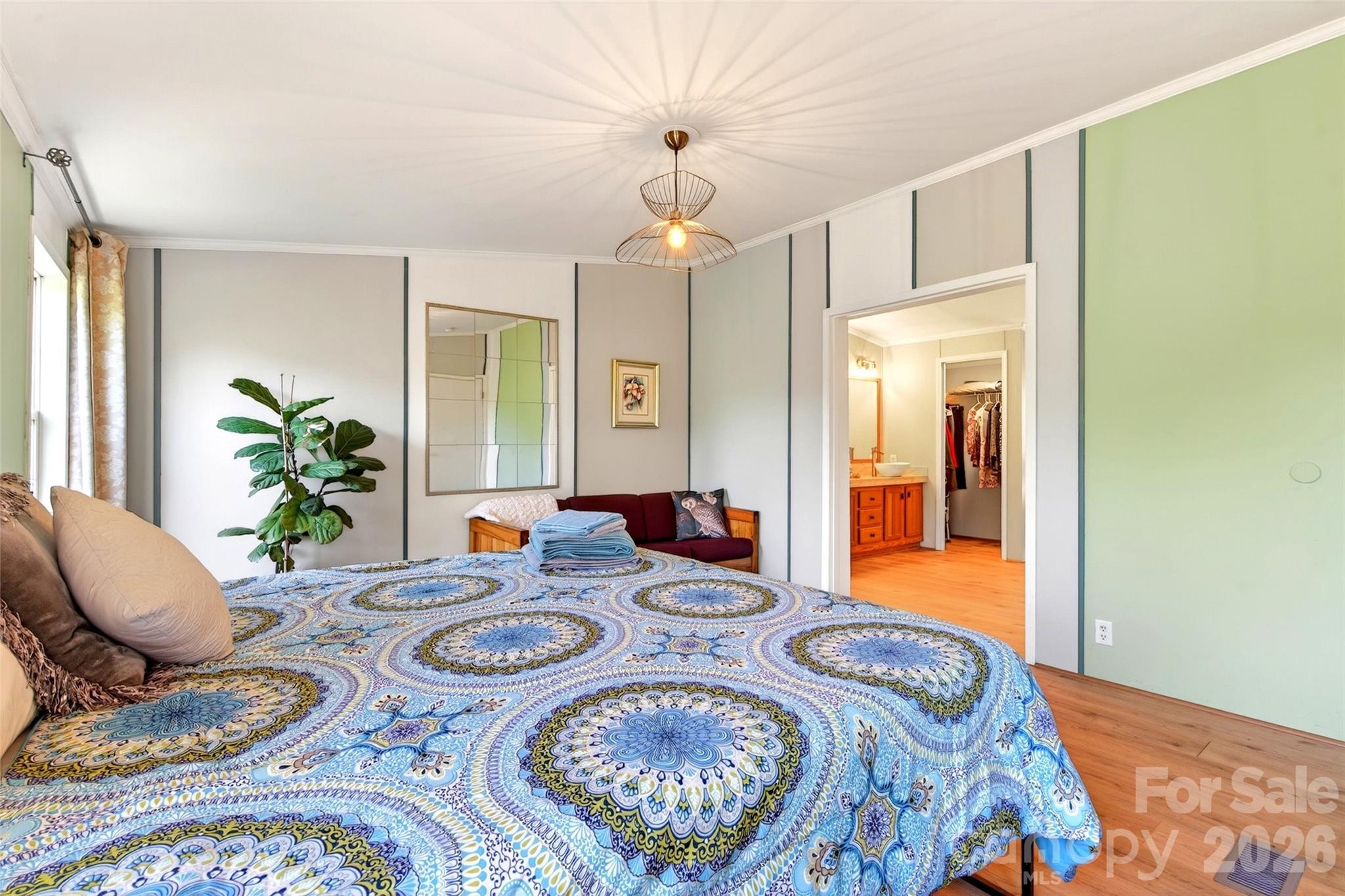 298 Wolf Crossing — Bakersville
