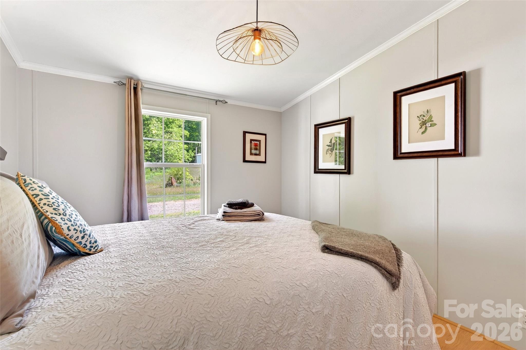 298 Wolf Crossing — Bakersville