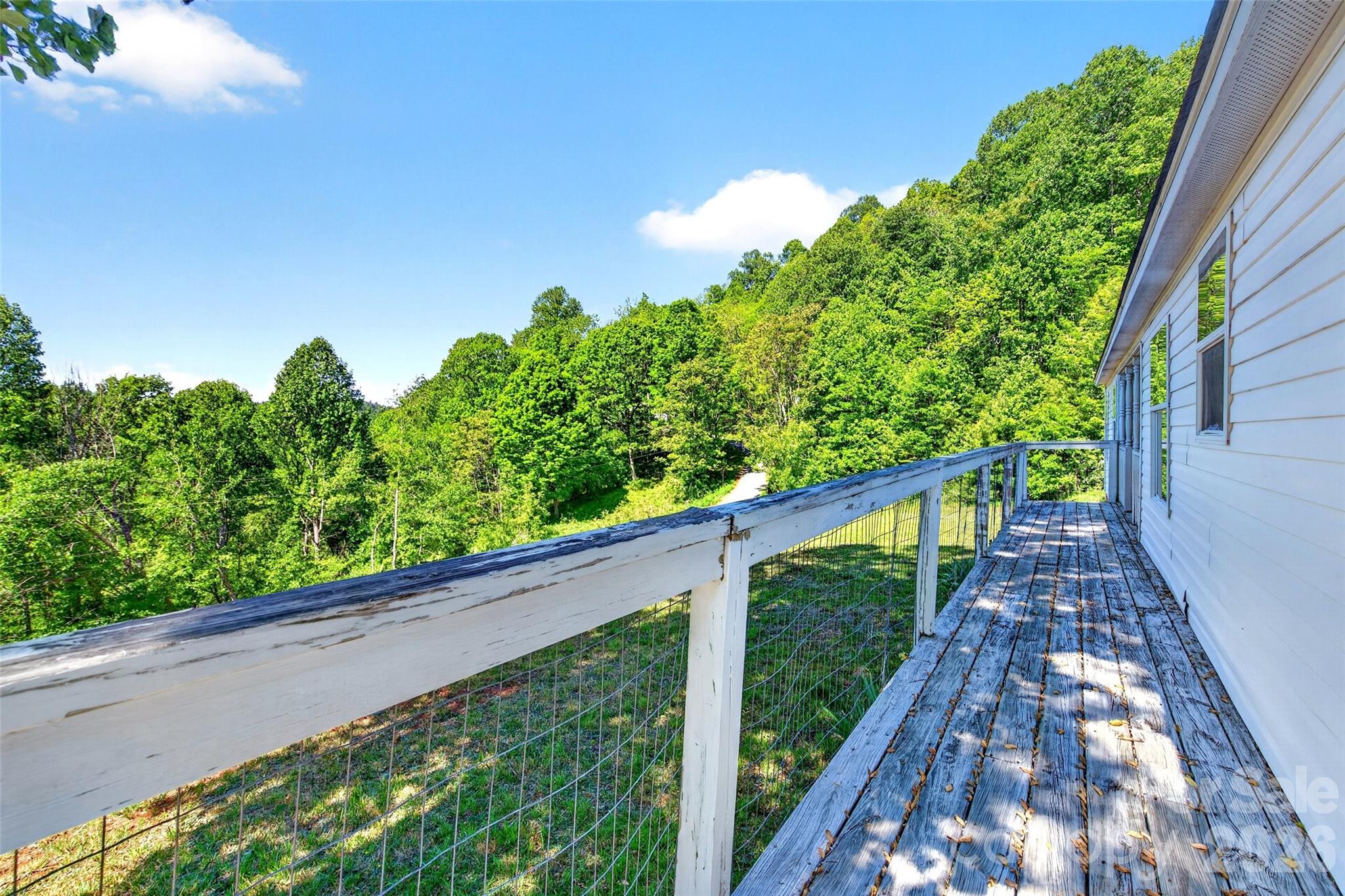 298 Wolf Crossing — Bakersville