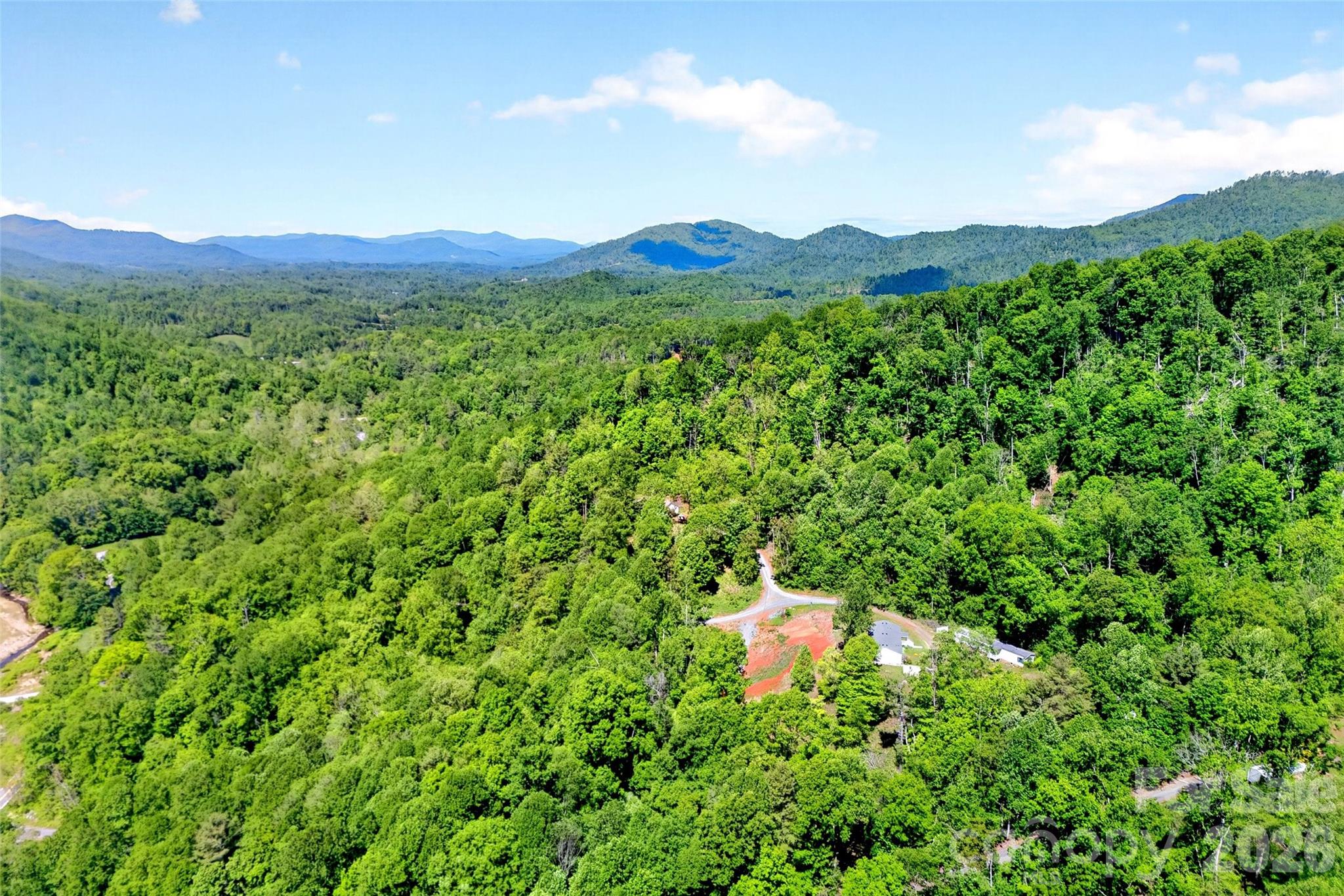 298 Wolf Crossing — Bakersville